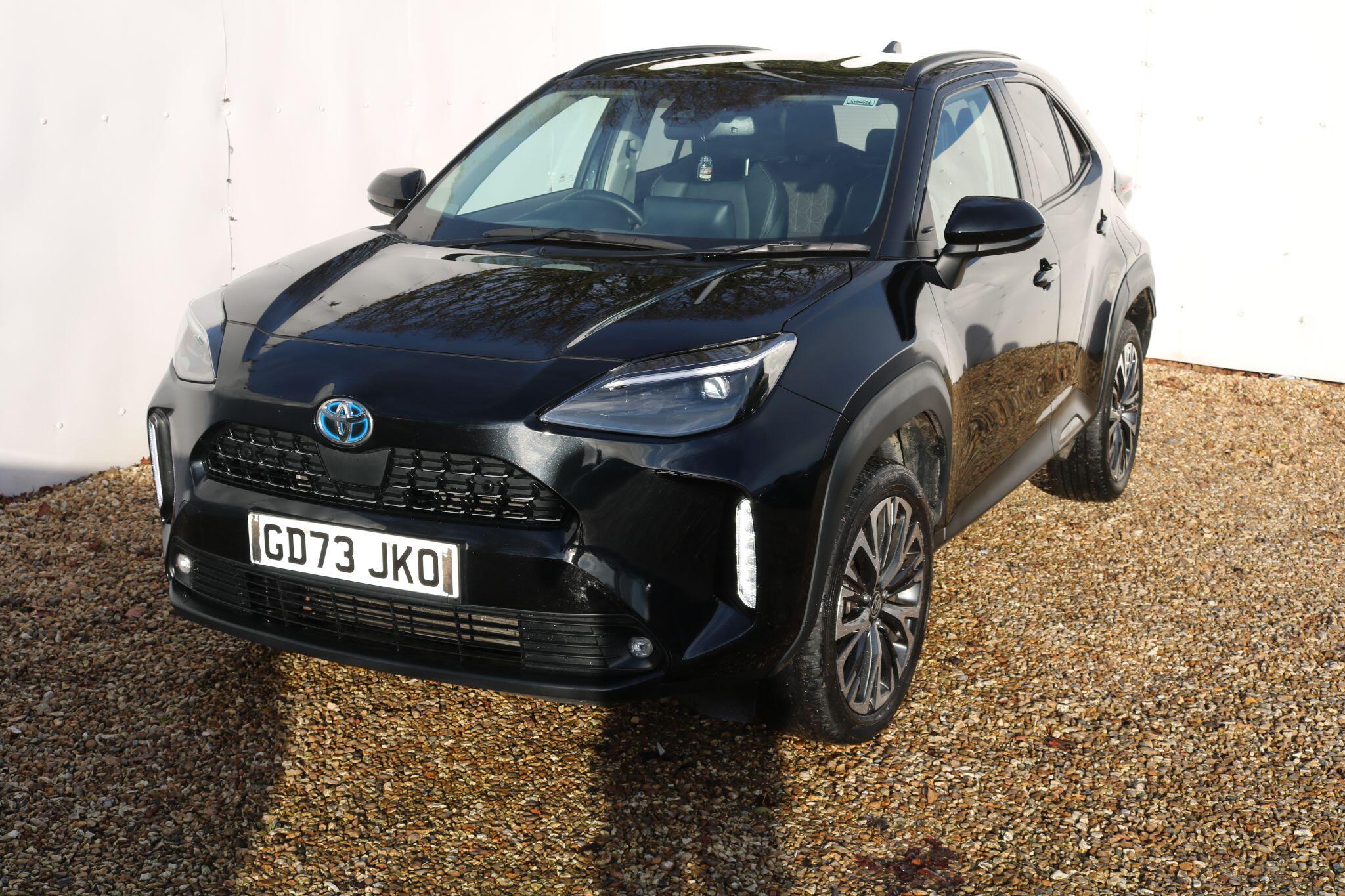 Toyota Yaris Cross view 4