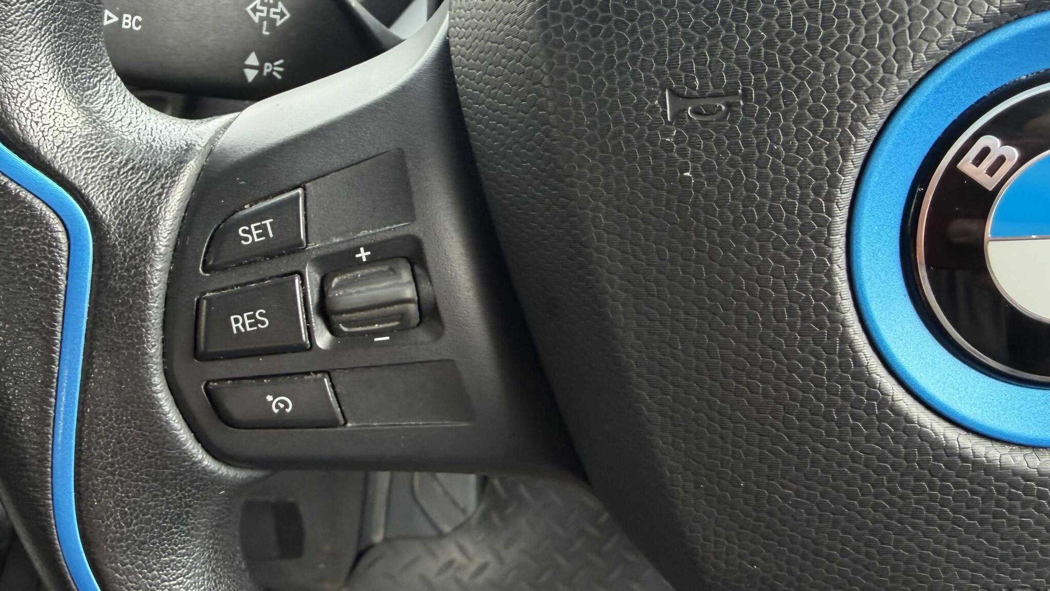 BMW i3 view 19