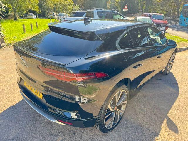 Jaguar I-Pace view 18