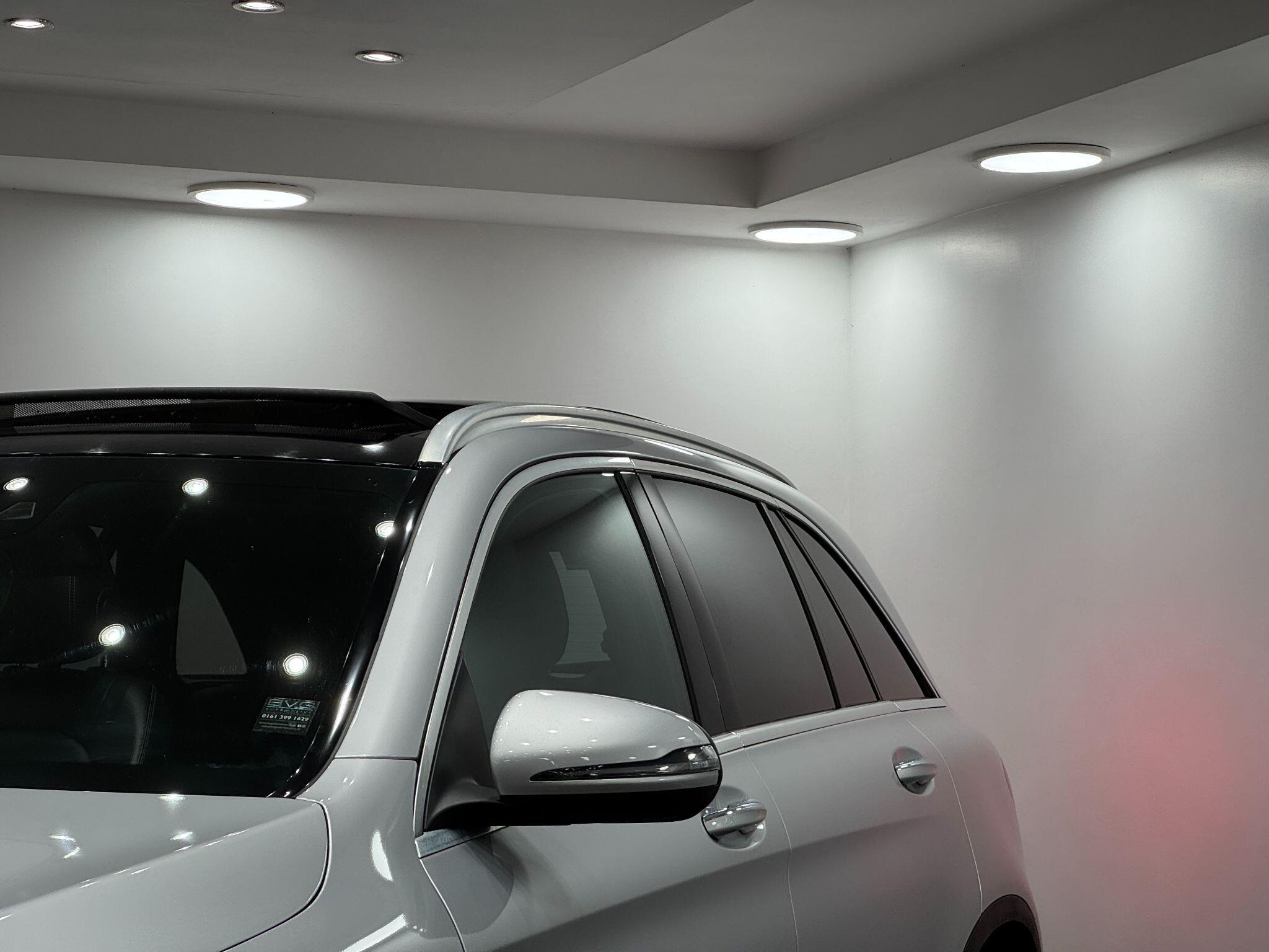 Mercedes-Benz GLC view 16