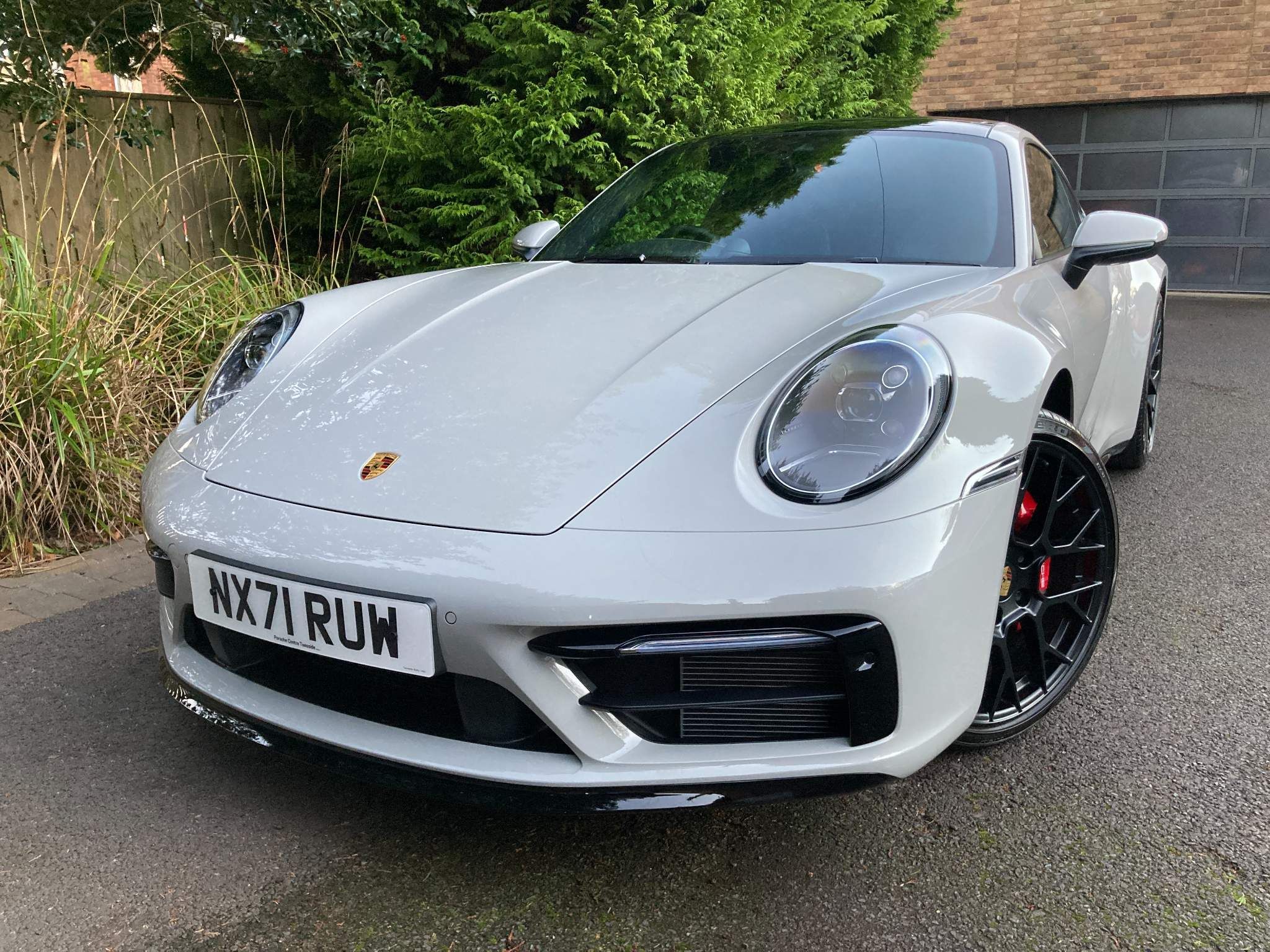 Porsche 911 view 2
