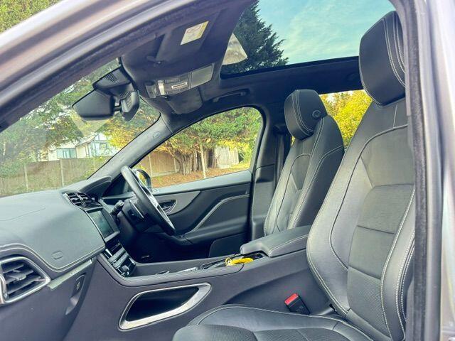 Jaguar F-Pace view 2