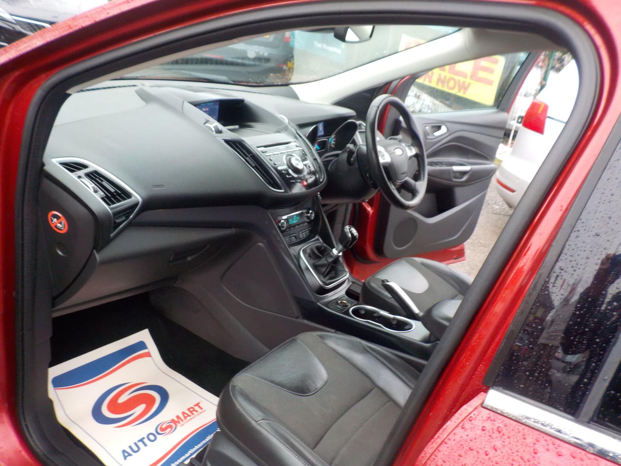 Ford Kuga 1.5T EcoBoost Titanium 2WD Euro 6 (s/s) 5dr