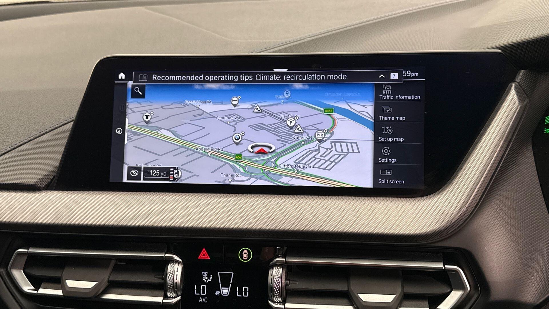 BMW 1 Series view 25