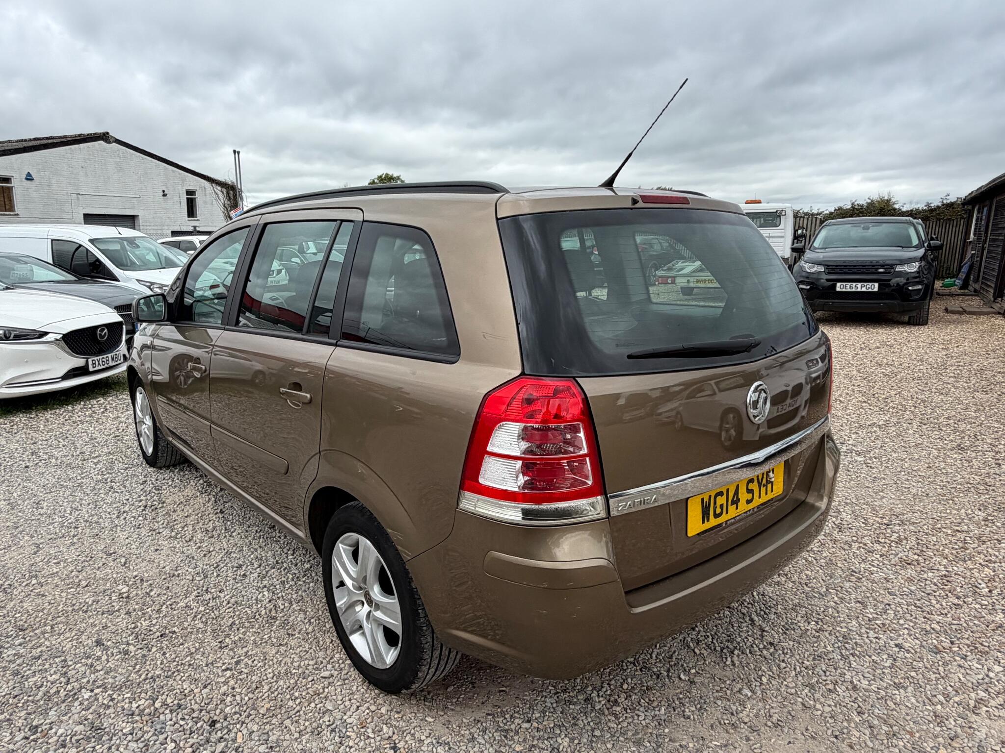 Vauxhall Zafira view 7