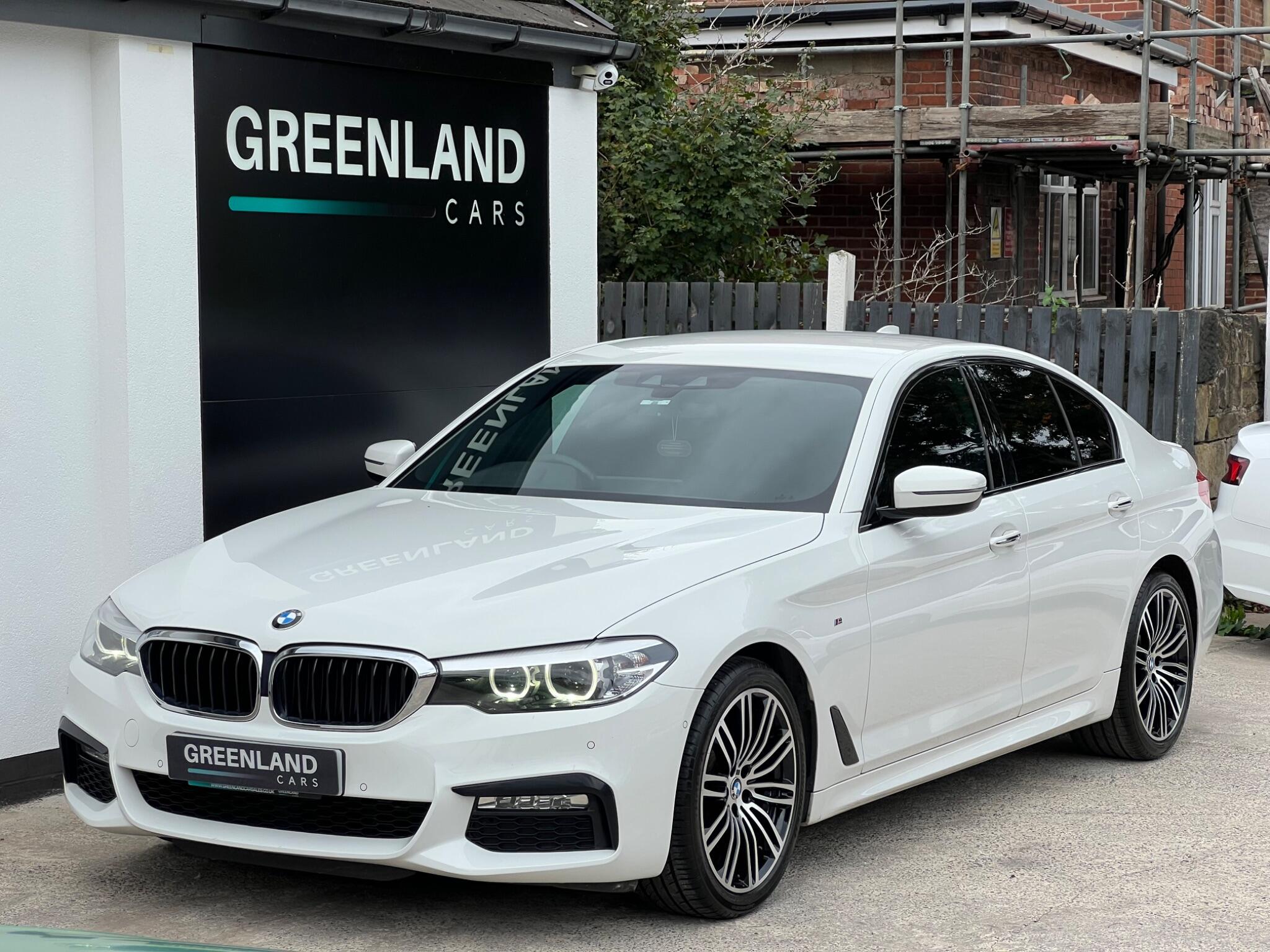 BMW 5 Series view 4