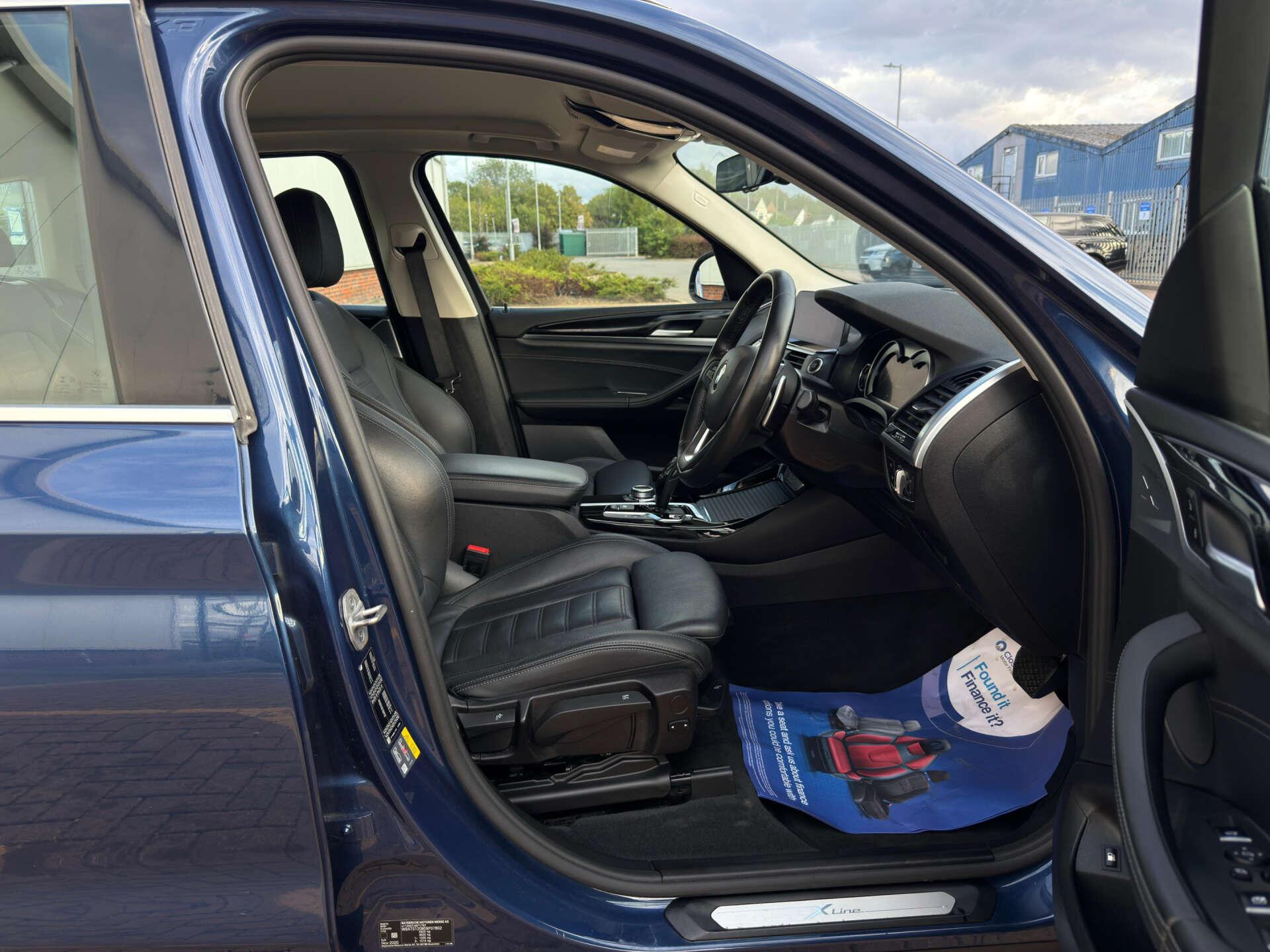 BMW X3 view 20