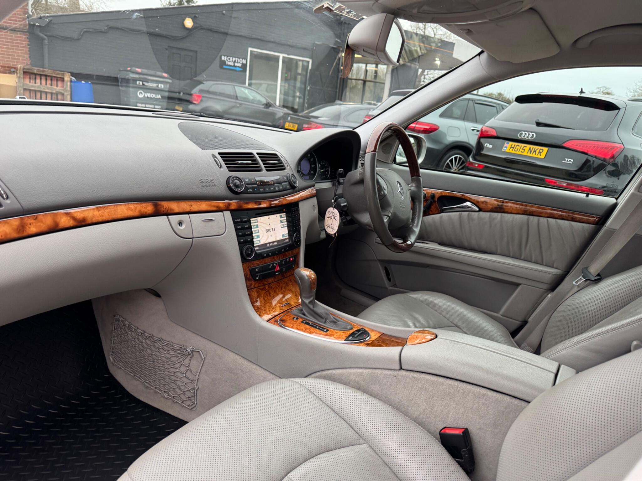 2005 Mercedes-Benz E Class 3.5 E350 Elegance 7G-Tronic 4dr • 69,000 miles image 23