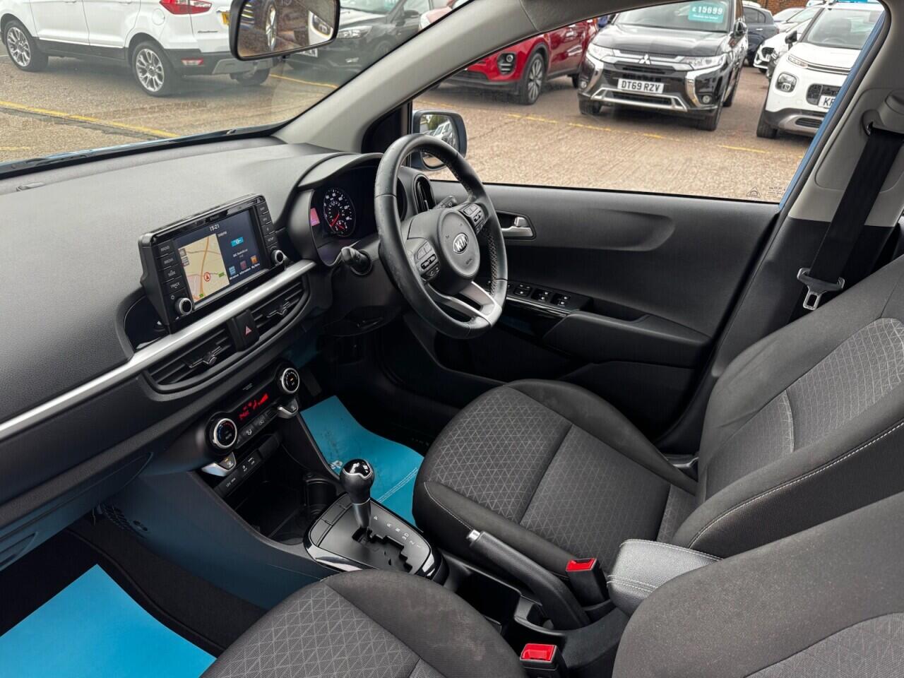 Kia Picanto view 3