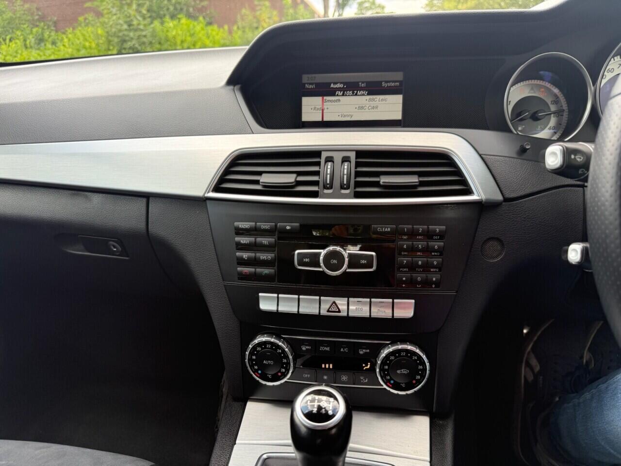 Mercedes-Benz C Class view 20