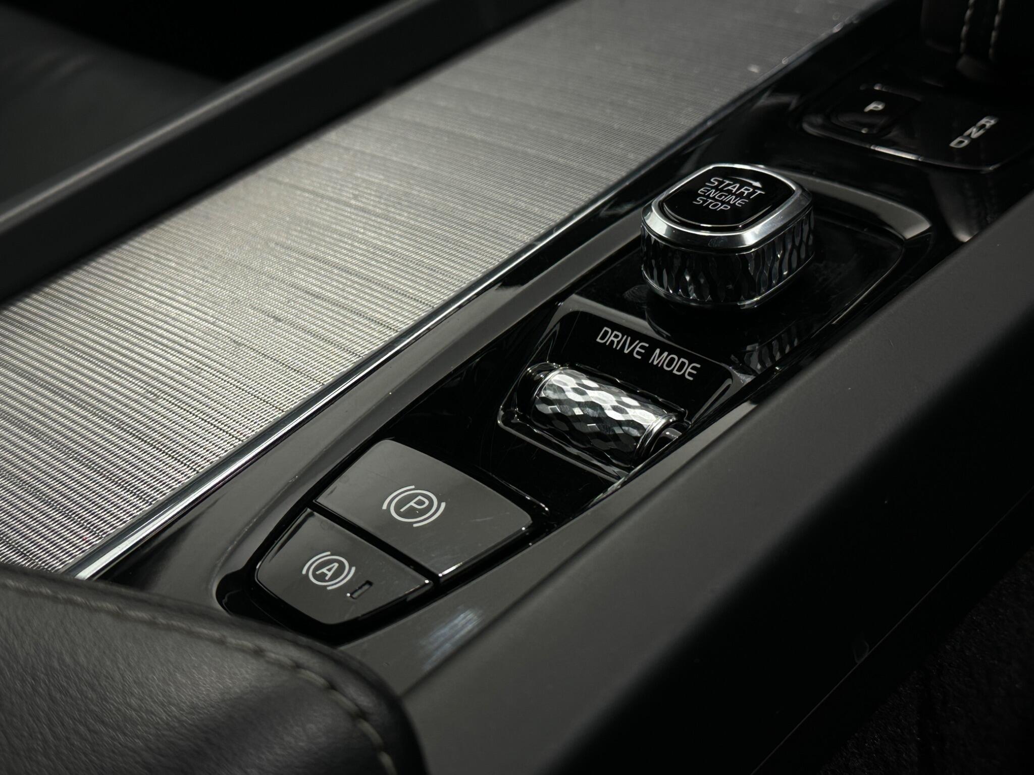 Volvo XC60 view 20