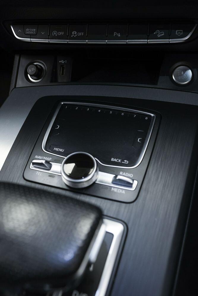 Audi Q5 view 19
