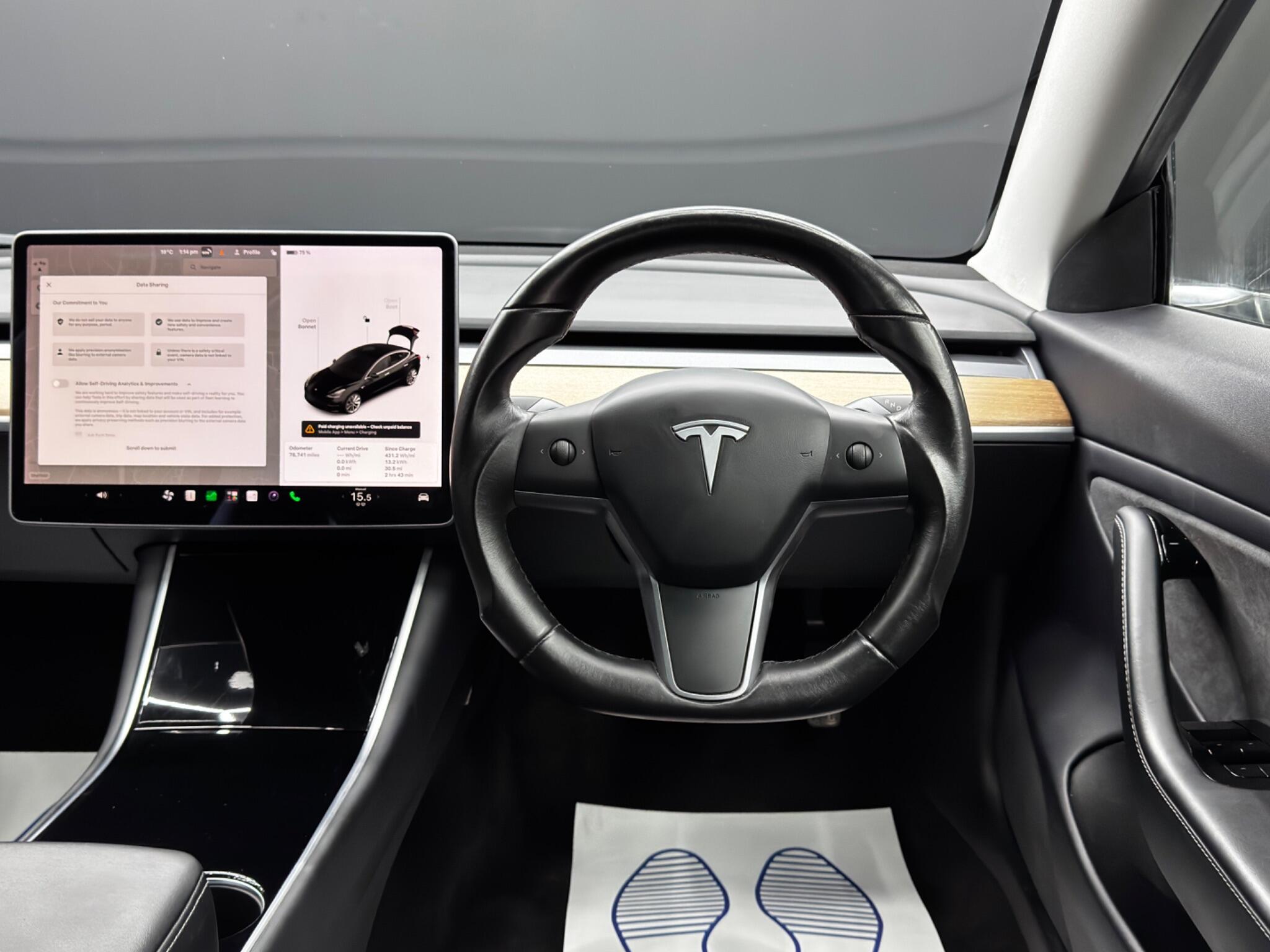 Tesla Model 3 view 18