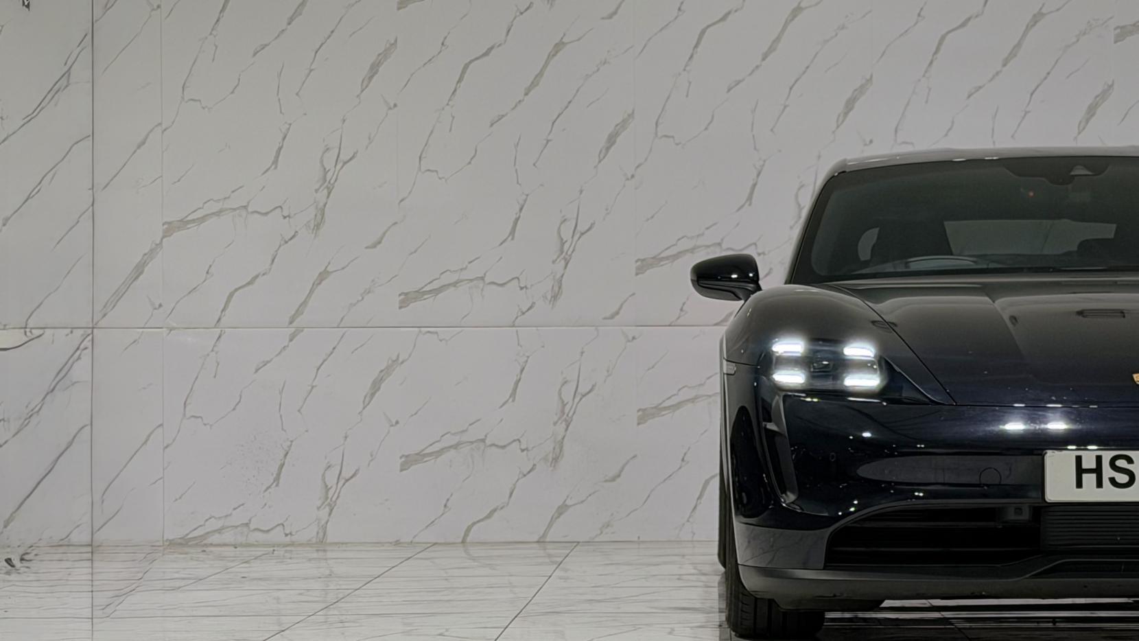 Porsche Taycan view 33