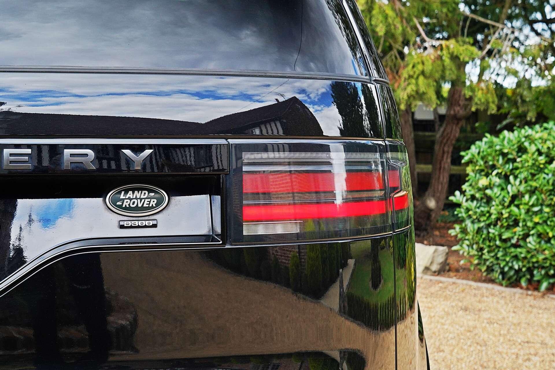 Land Rover Discovery view 6