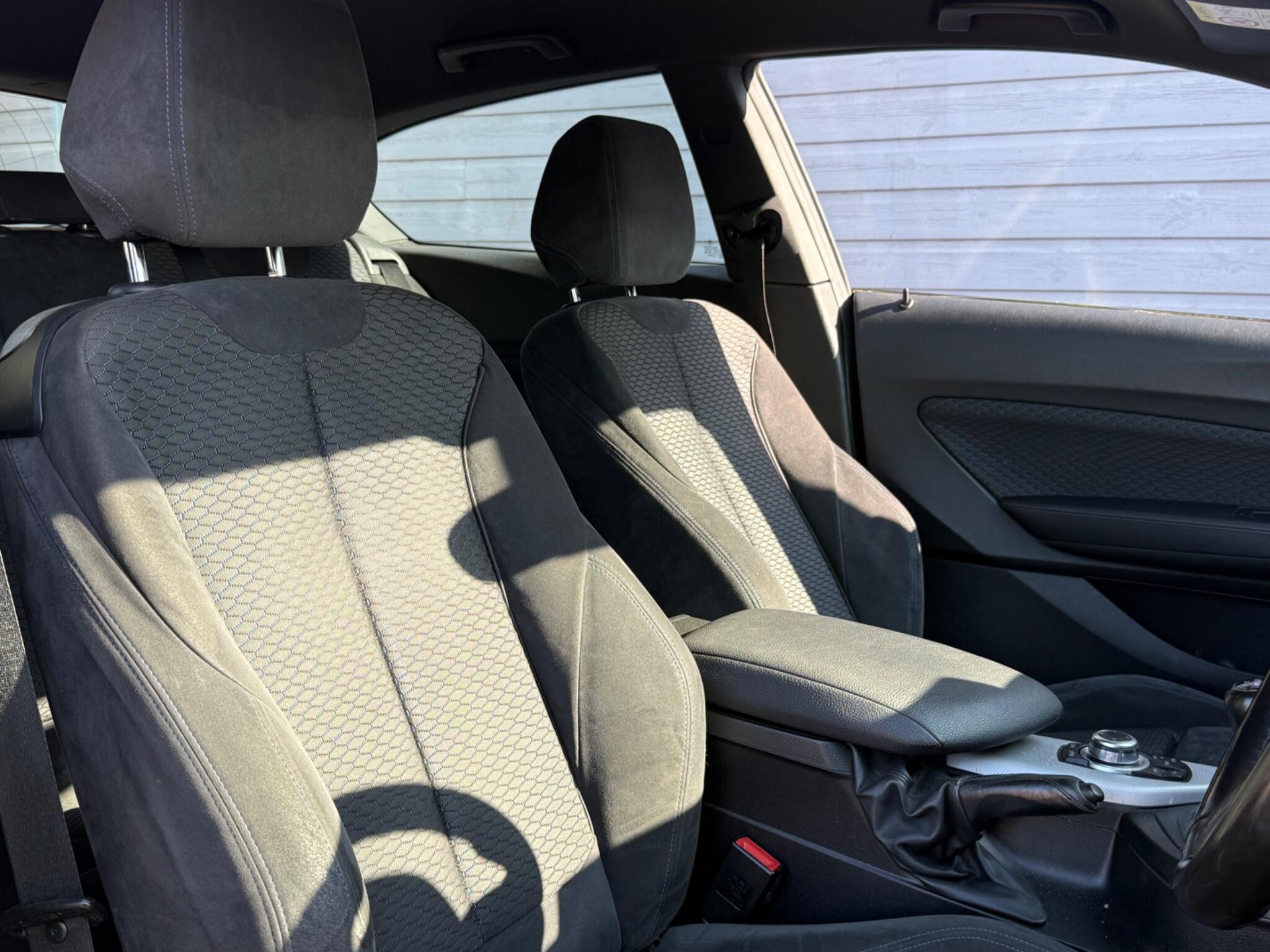 BMW 1 Series view 14