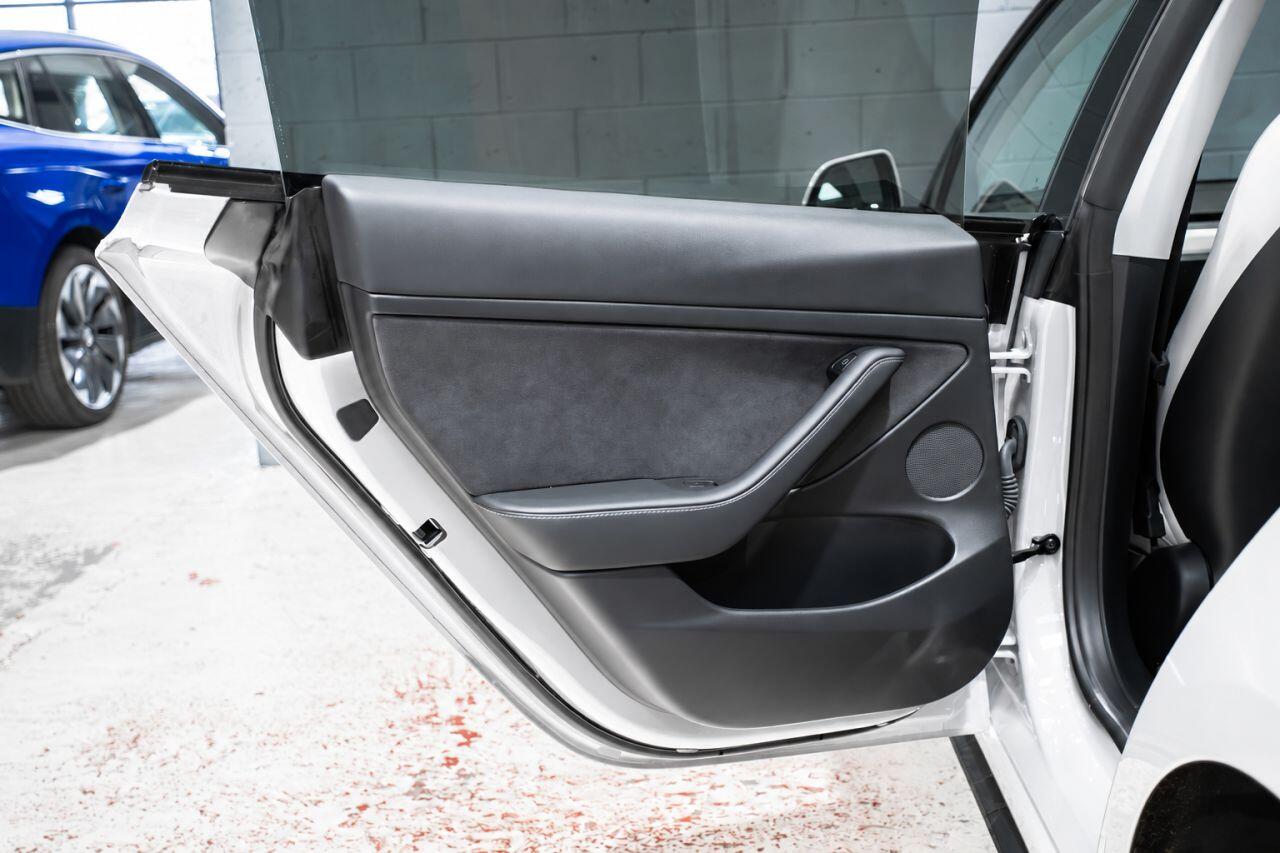 Tesla Model 3 view 15