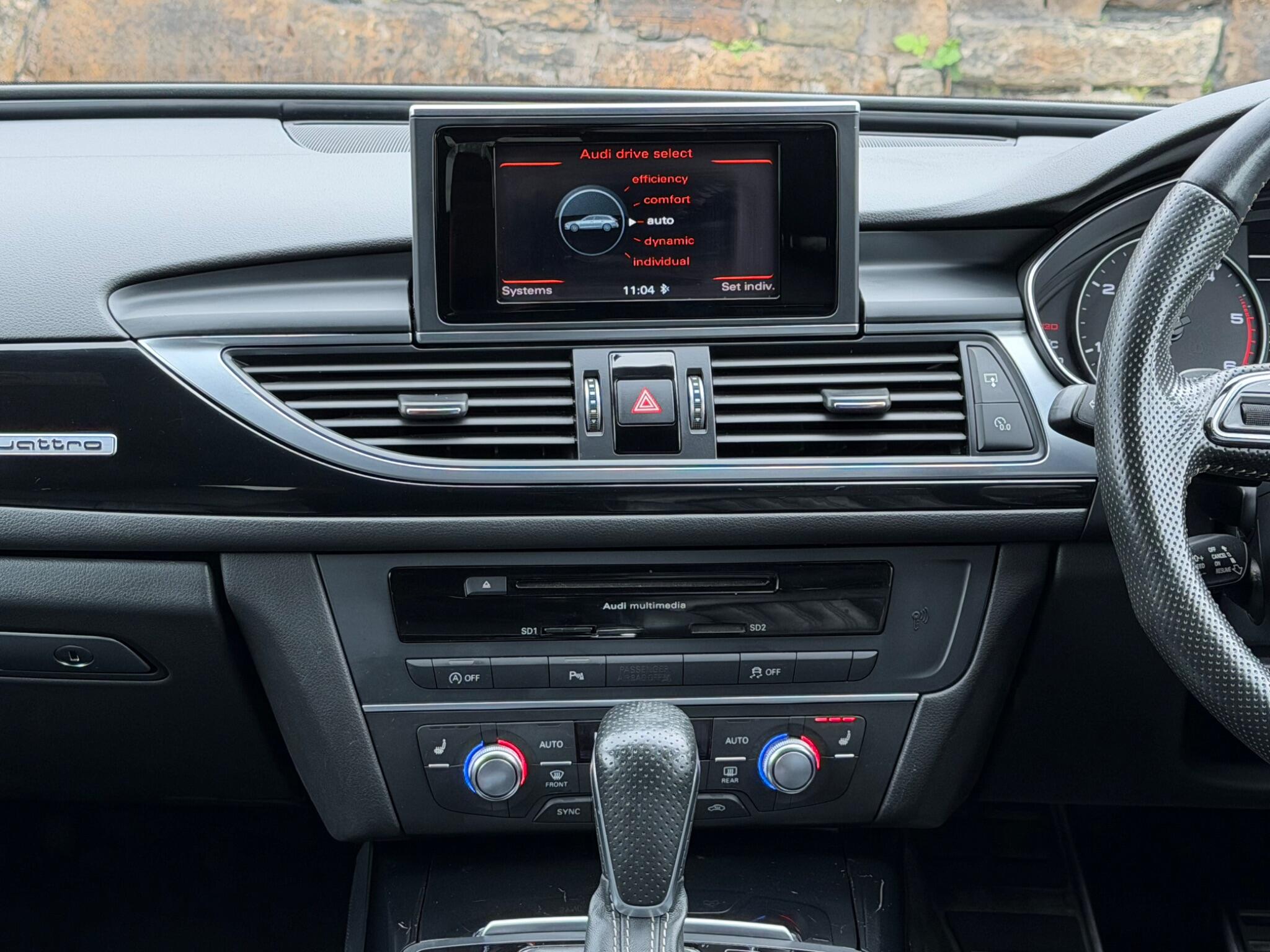 Audi A6 view 27