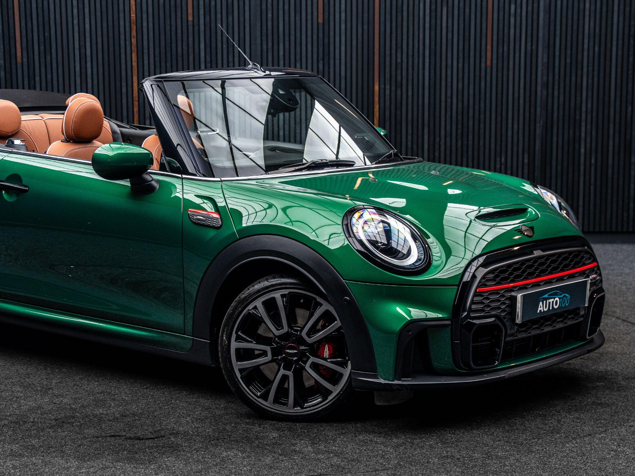 Mini Convertible view 11