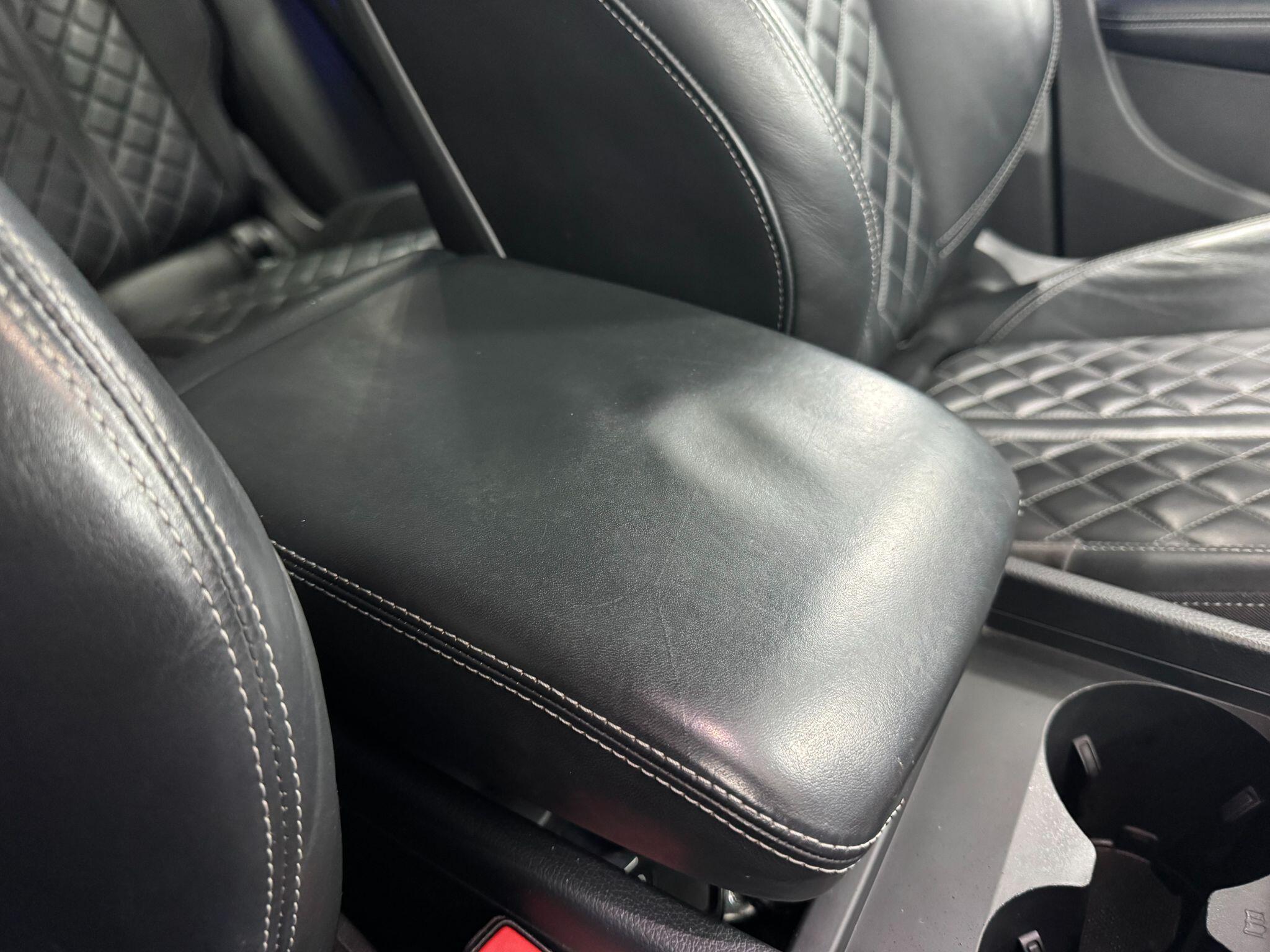 Audi SQ5 view 41