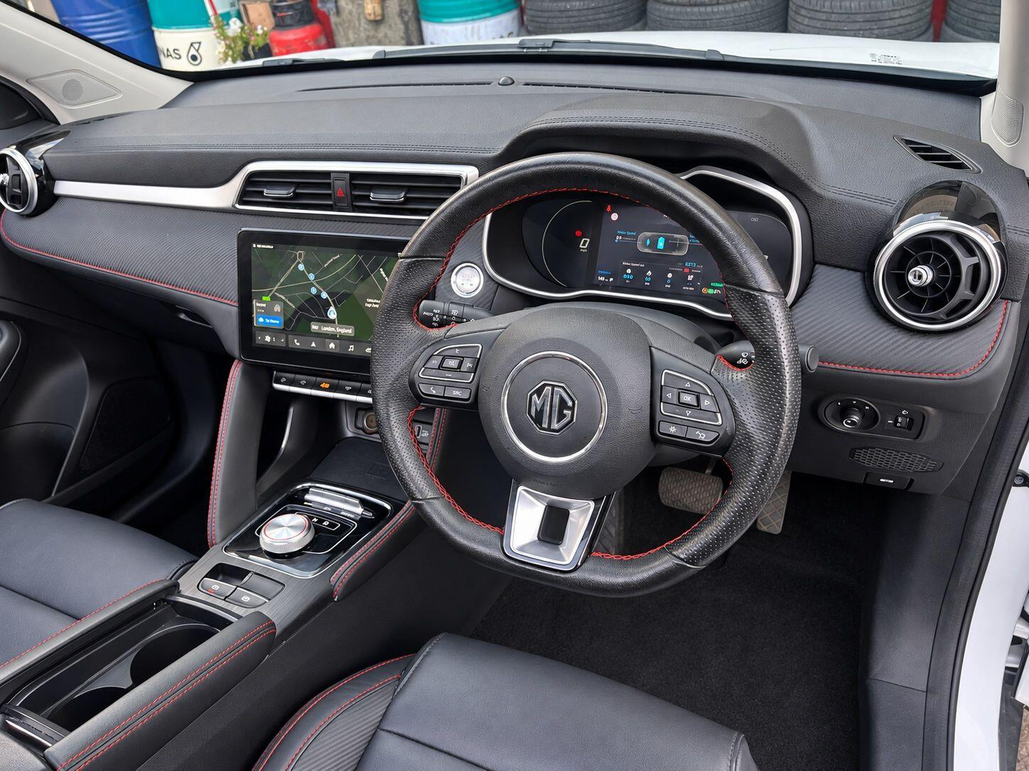 MG ZS view 18