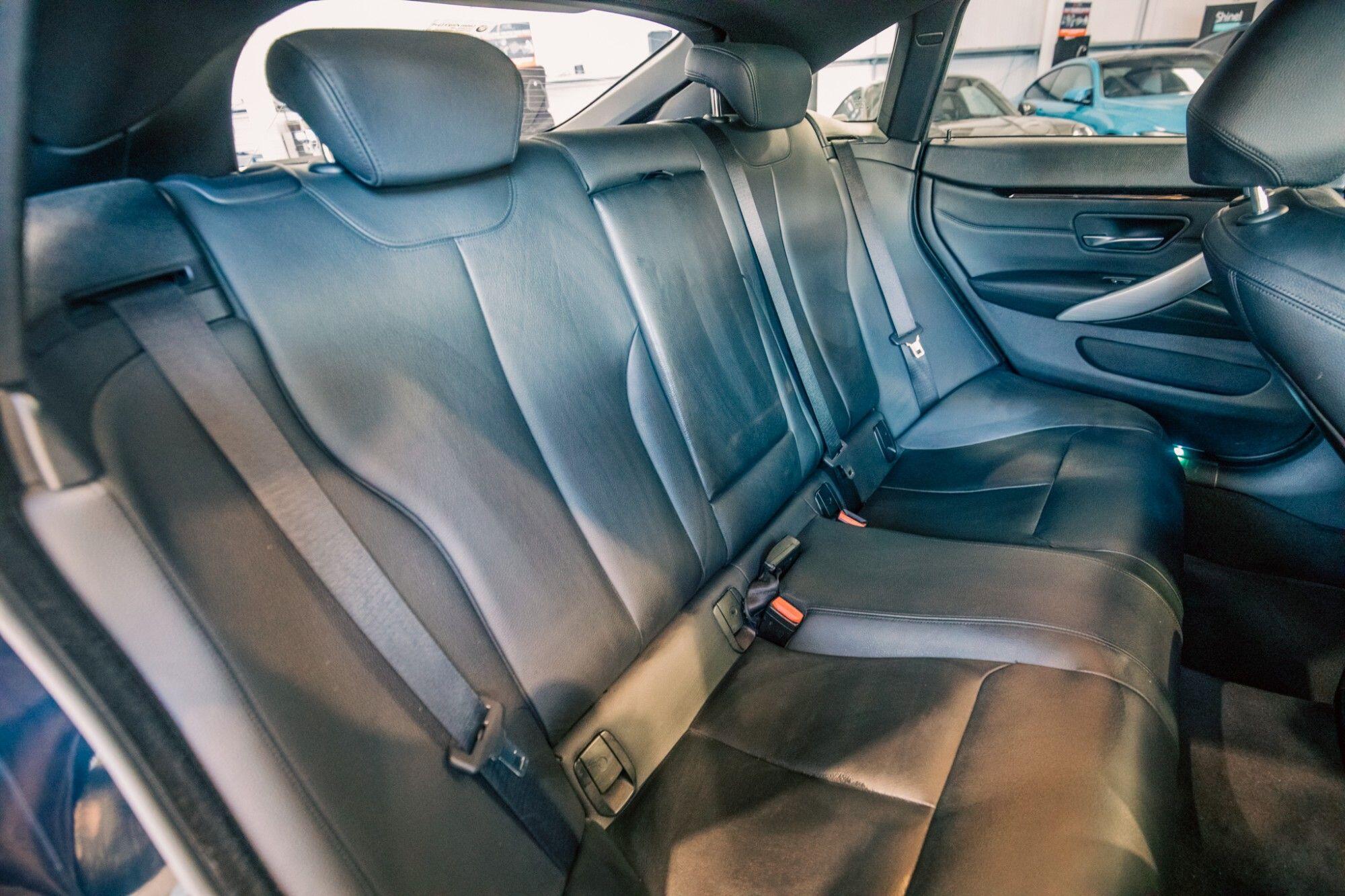BMW 4 Series view 8