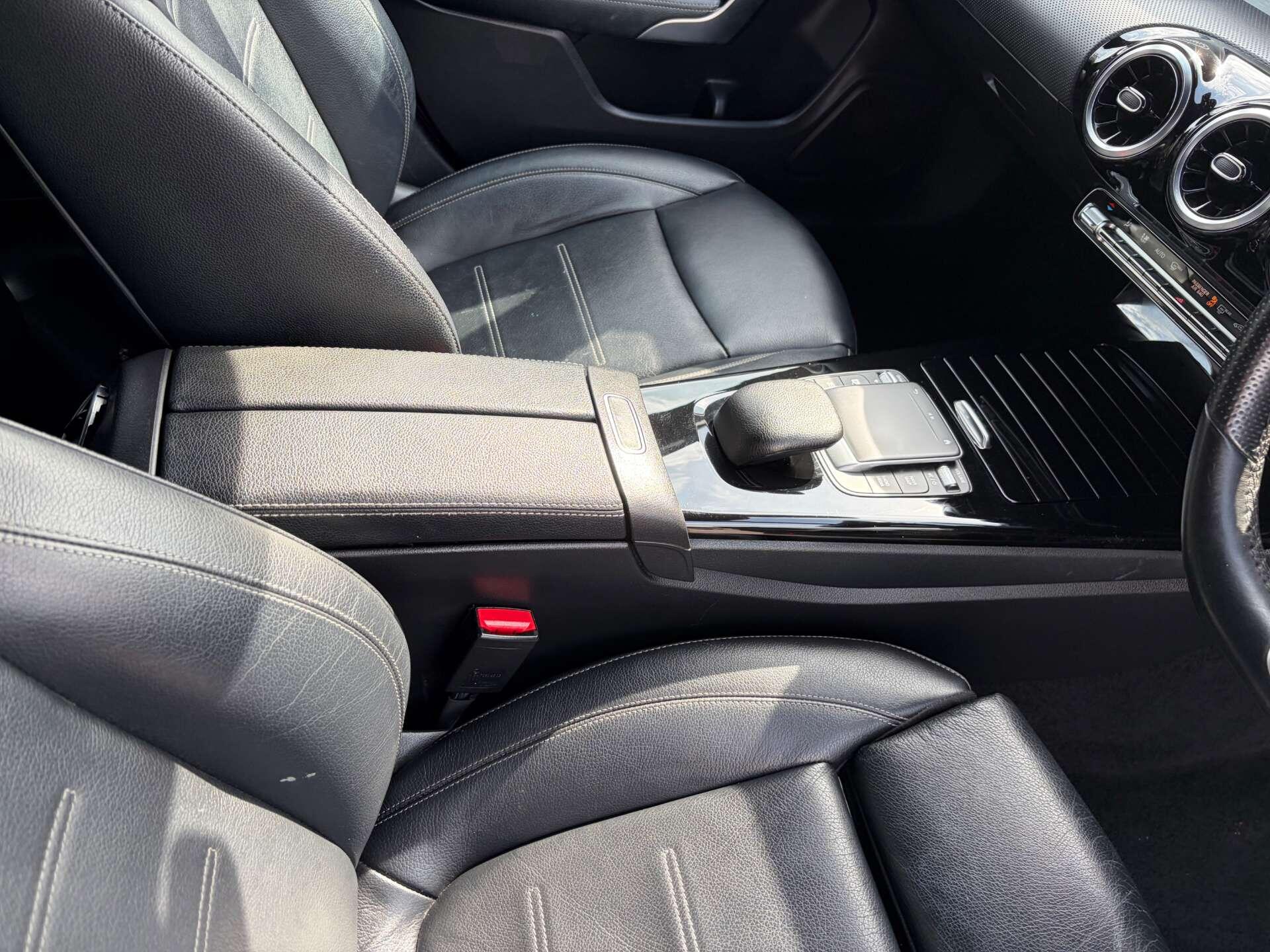 Mercedes-Benz Cla view 44
