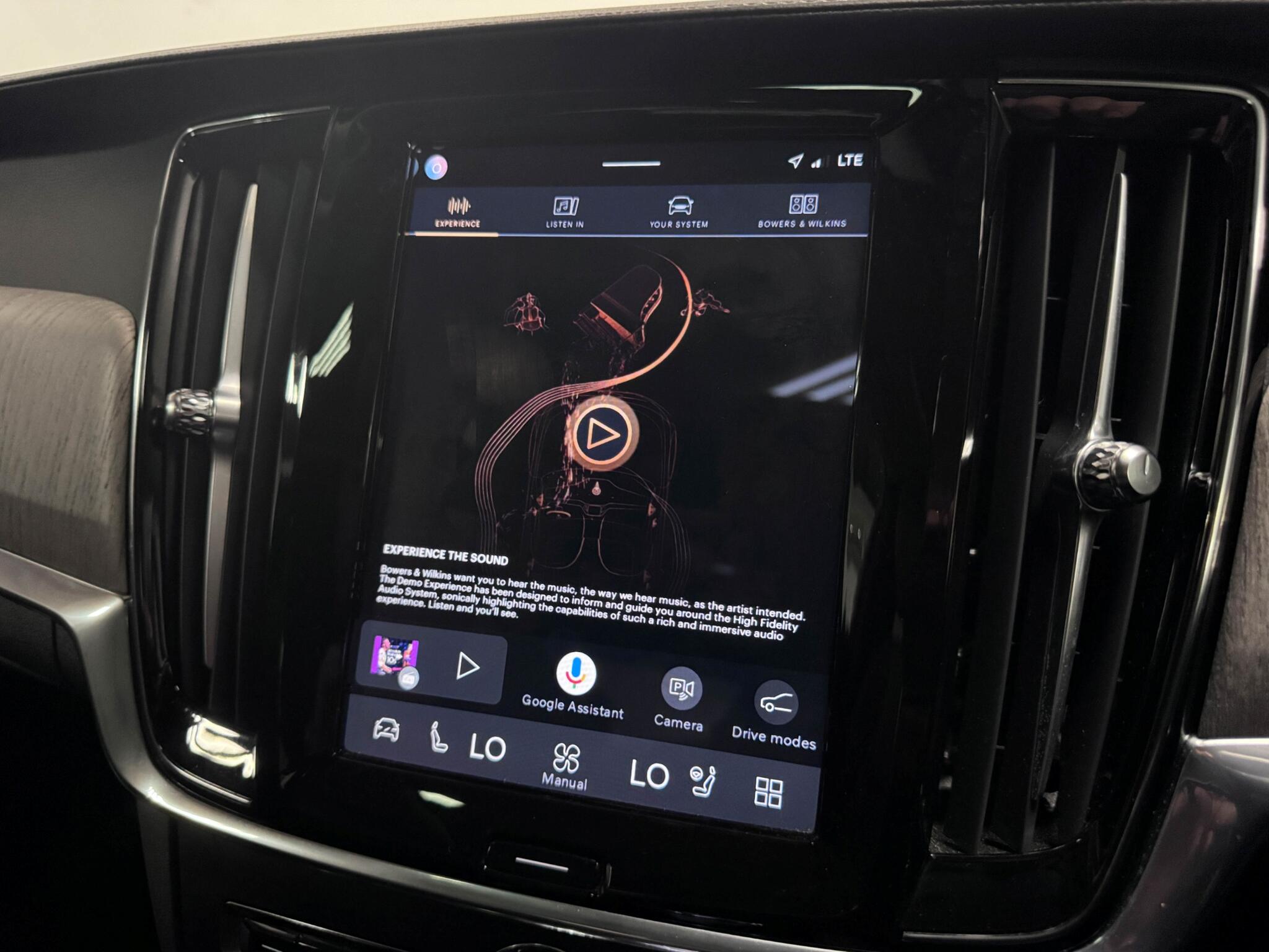 Volvo S90 view 57