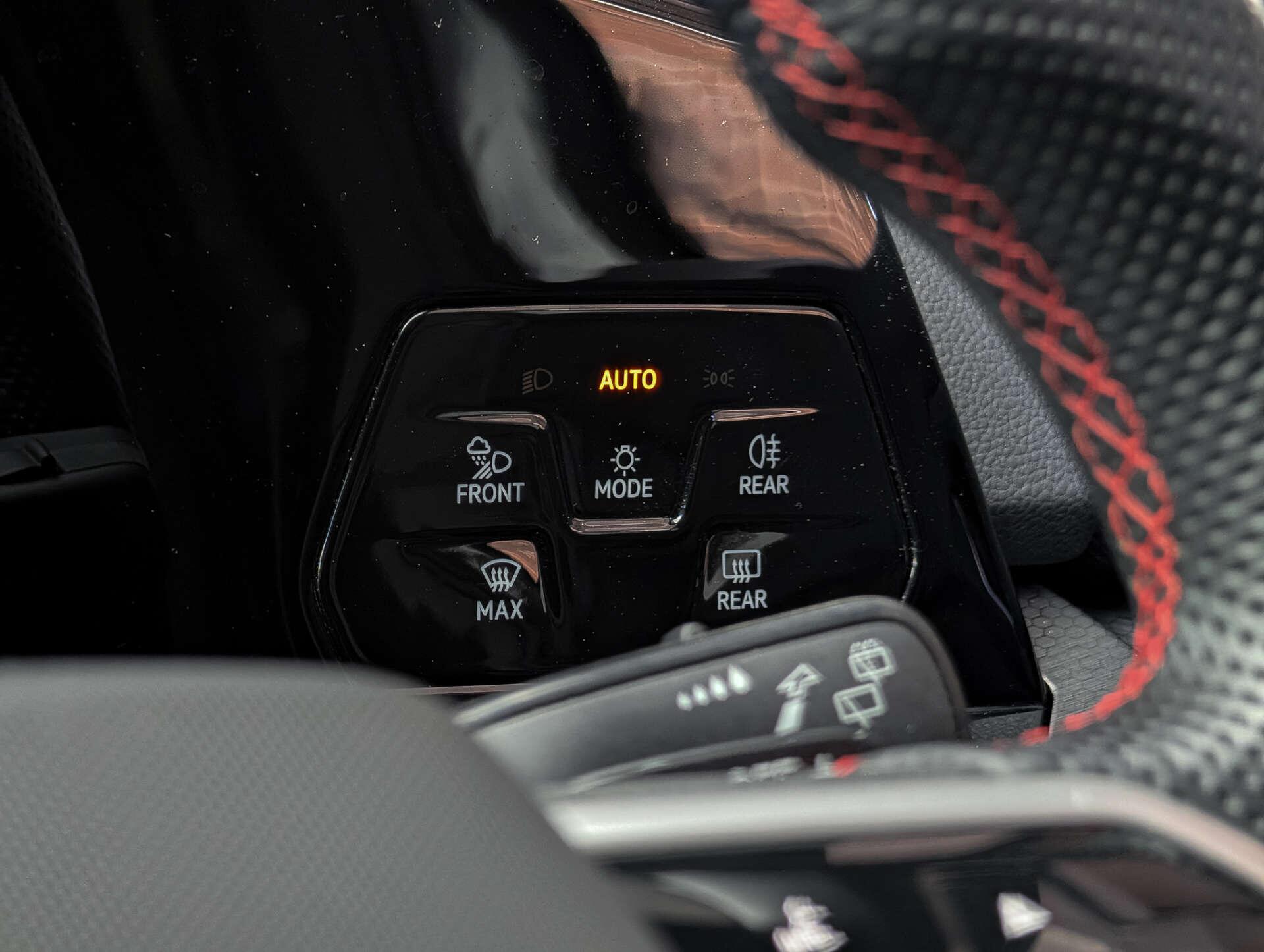 Volkswagen Golf view 28