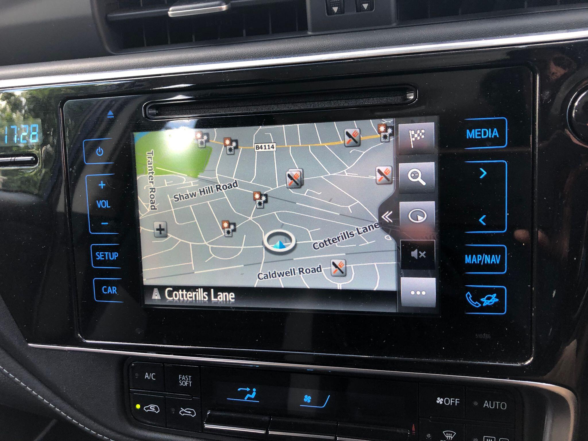 Toyota Auris view 10