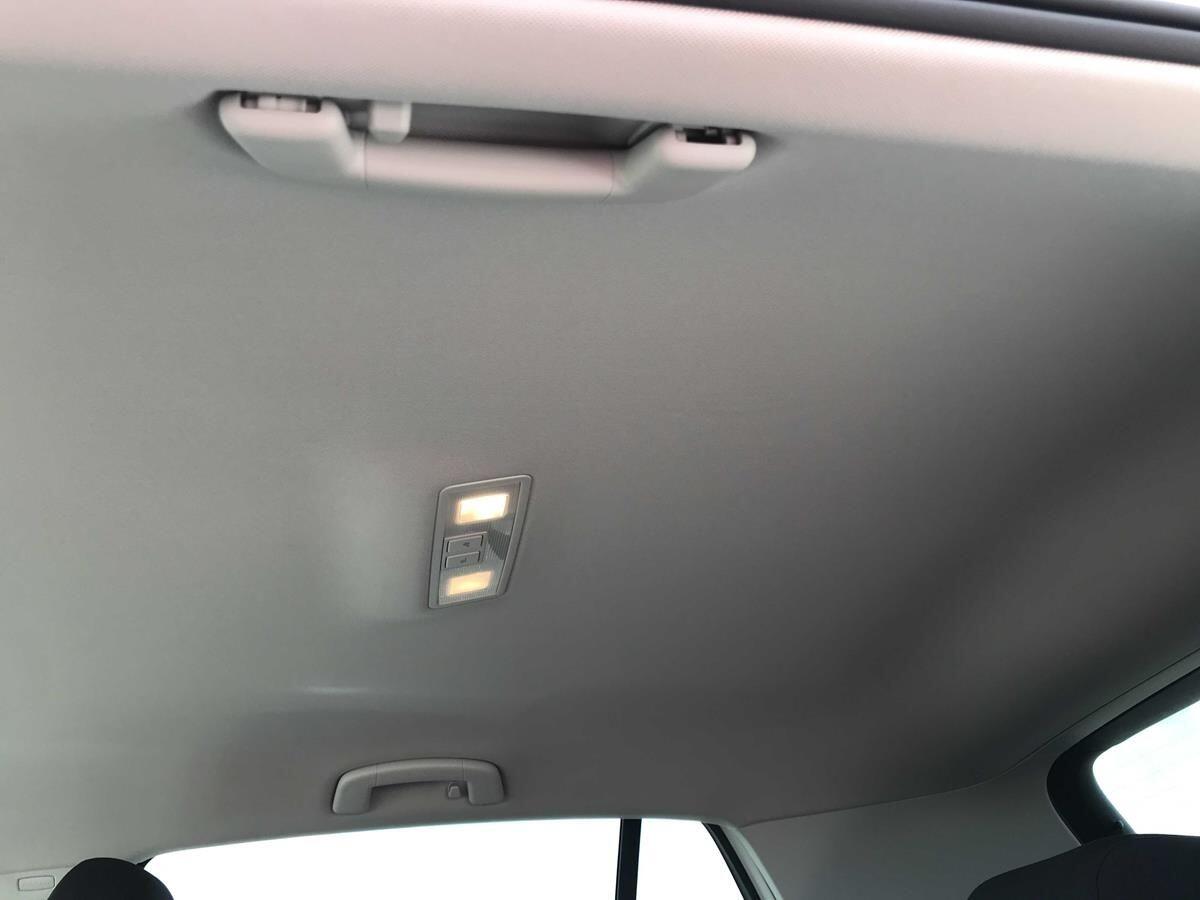 Volkswagen Golf view 27