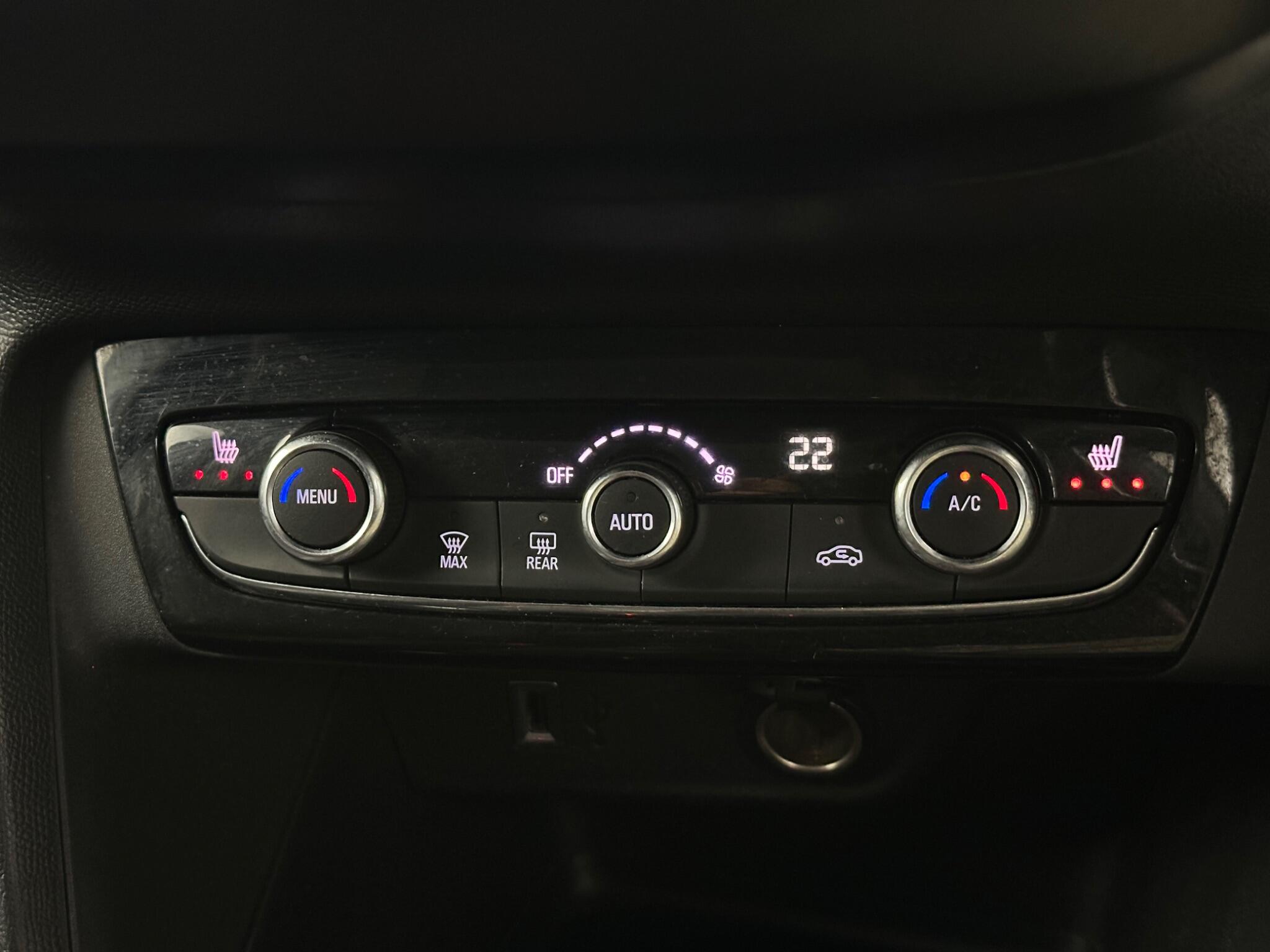 Vauxhall Corsa view 22