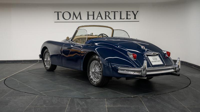 Jaguar XK150 view 5