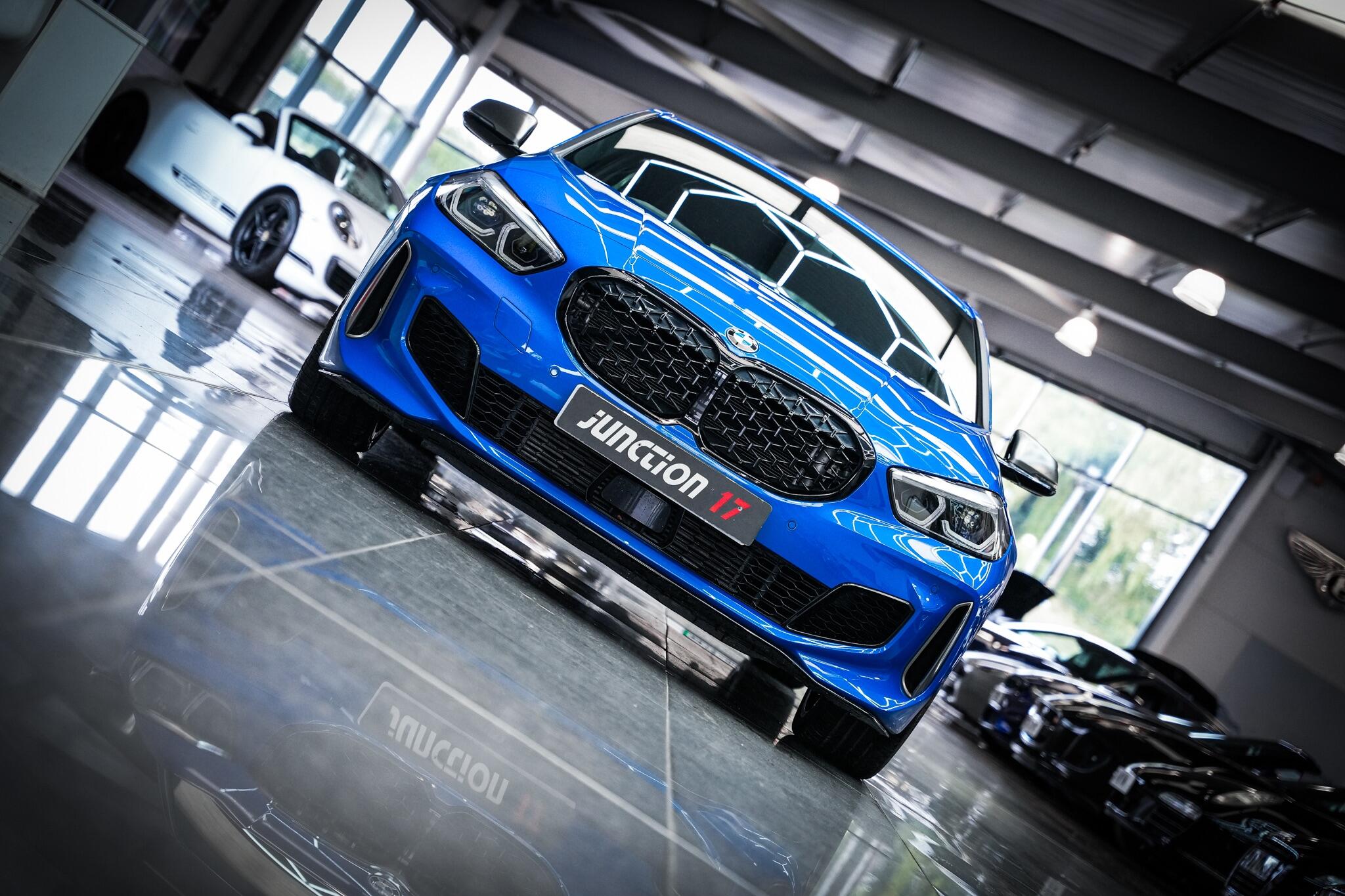 BMW 1 Series view 4
