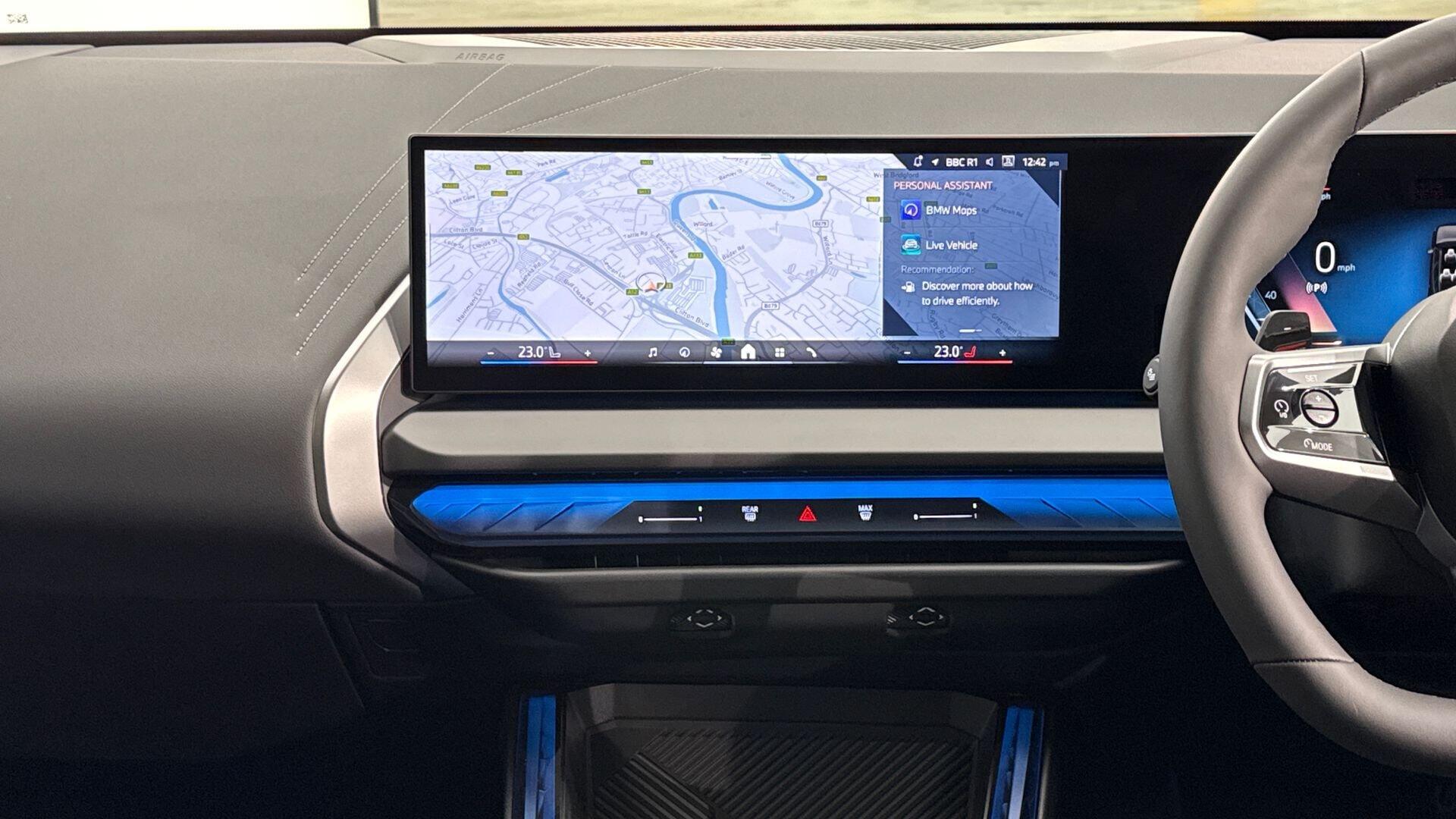 BMW X3 view 8