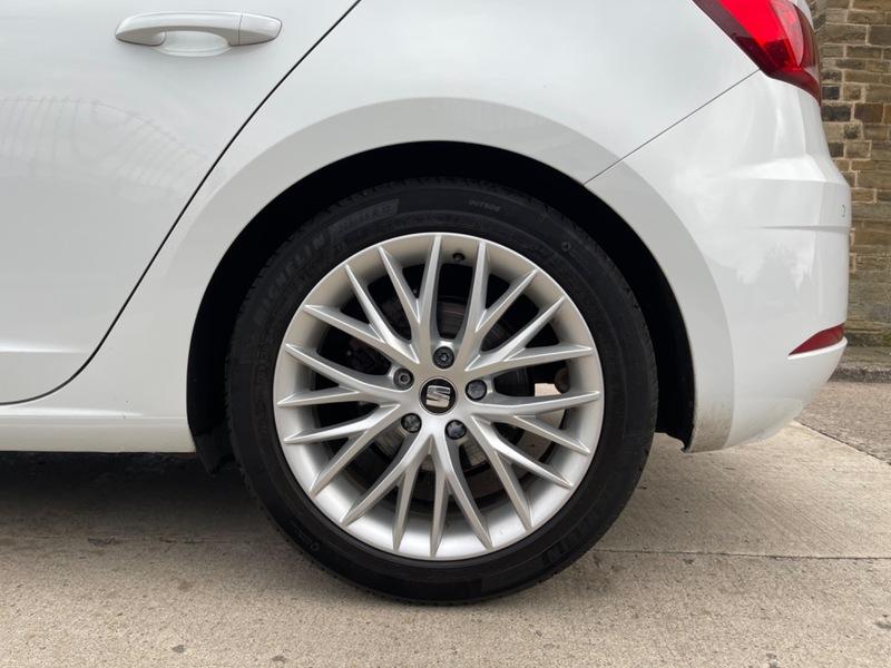 2019 SEAT Leon 1.6 TDI SE Dynamic Euro 6 (s/s) 5dr • 88,500 miles image 40