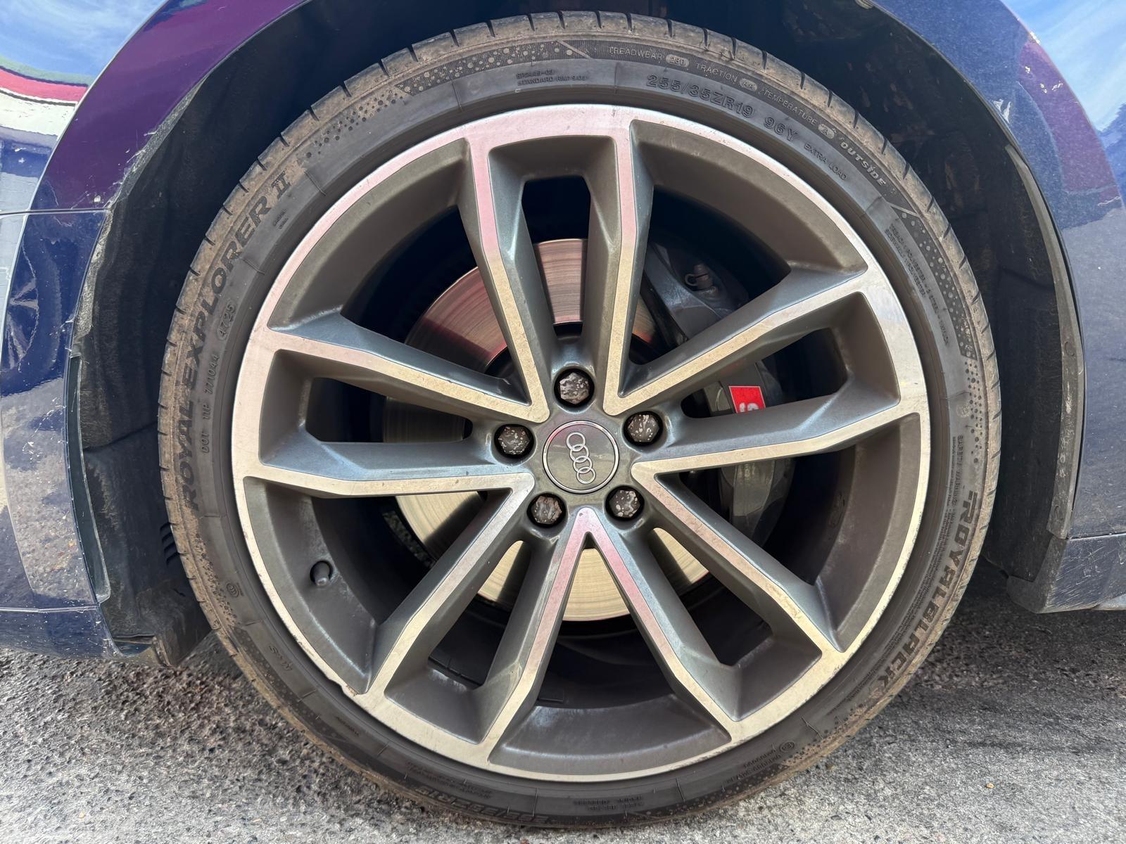 Audi S5 view 14
