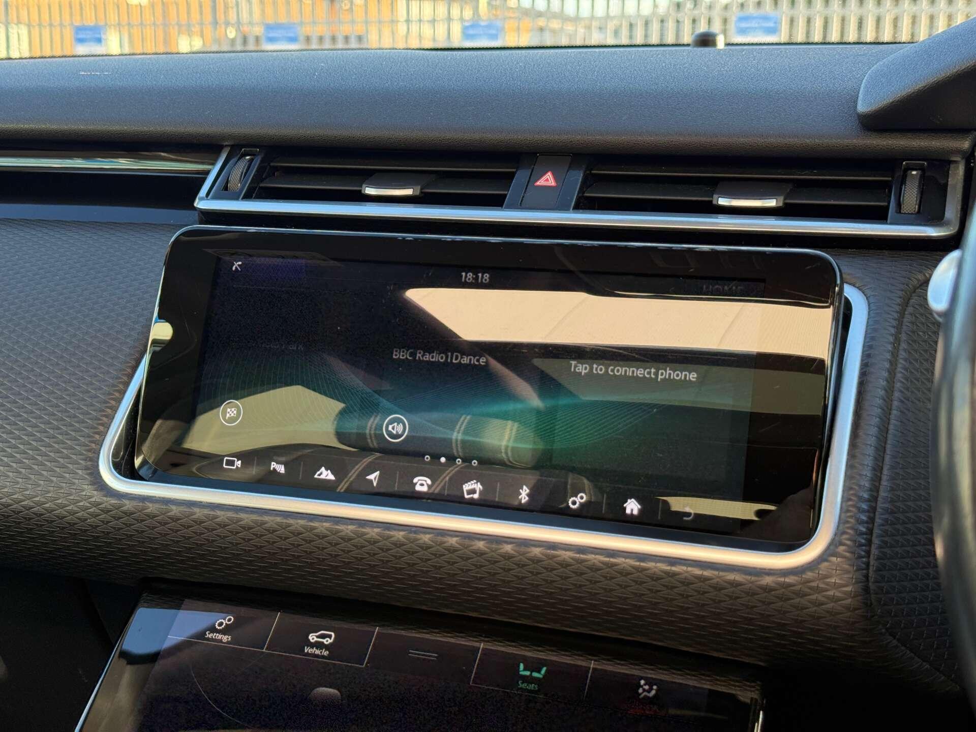 Land Rover Range Rover Velar view 48