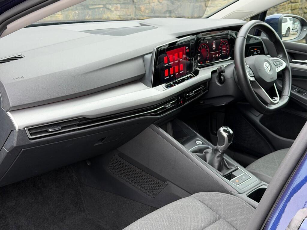 Volkswagen Golf view 13