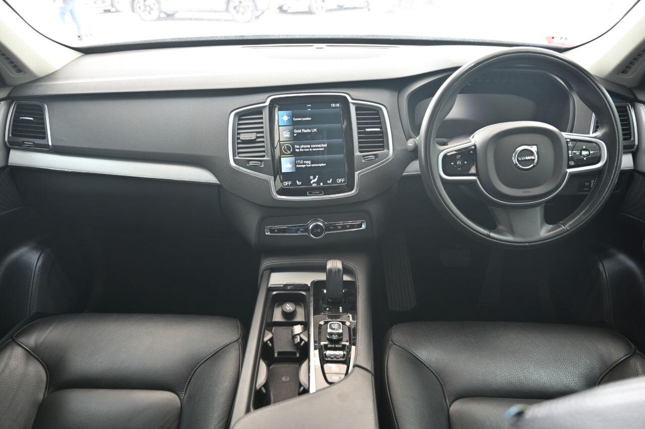 Volvo XC90 view 27
