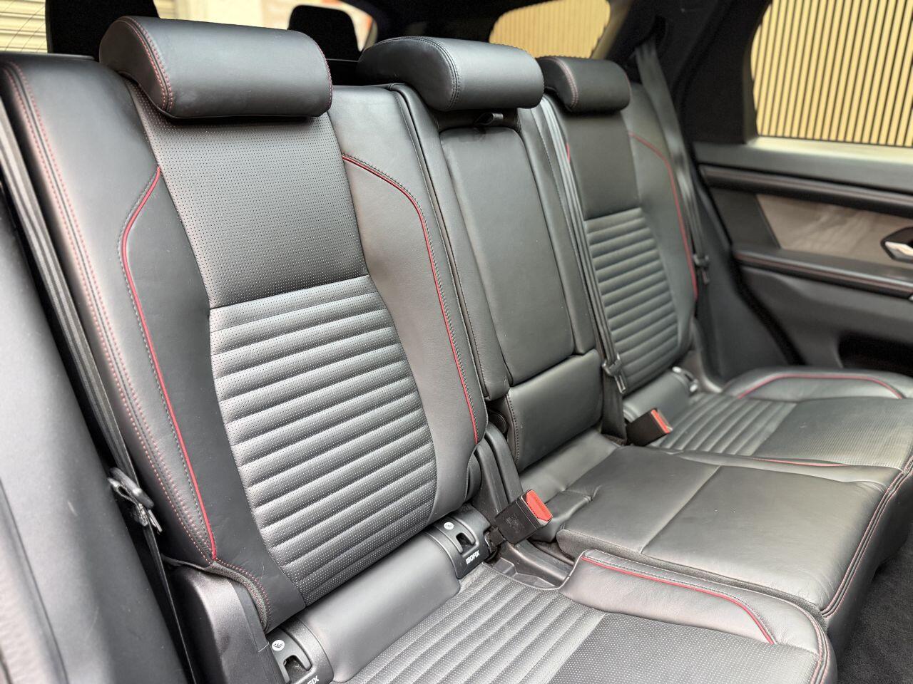Land Rover Discovery Sport view 25