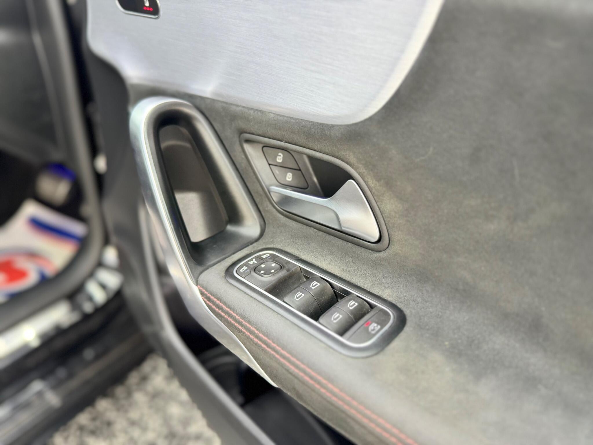 Mercedes-Benz A-Class view 23