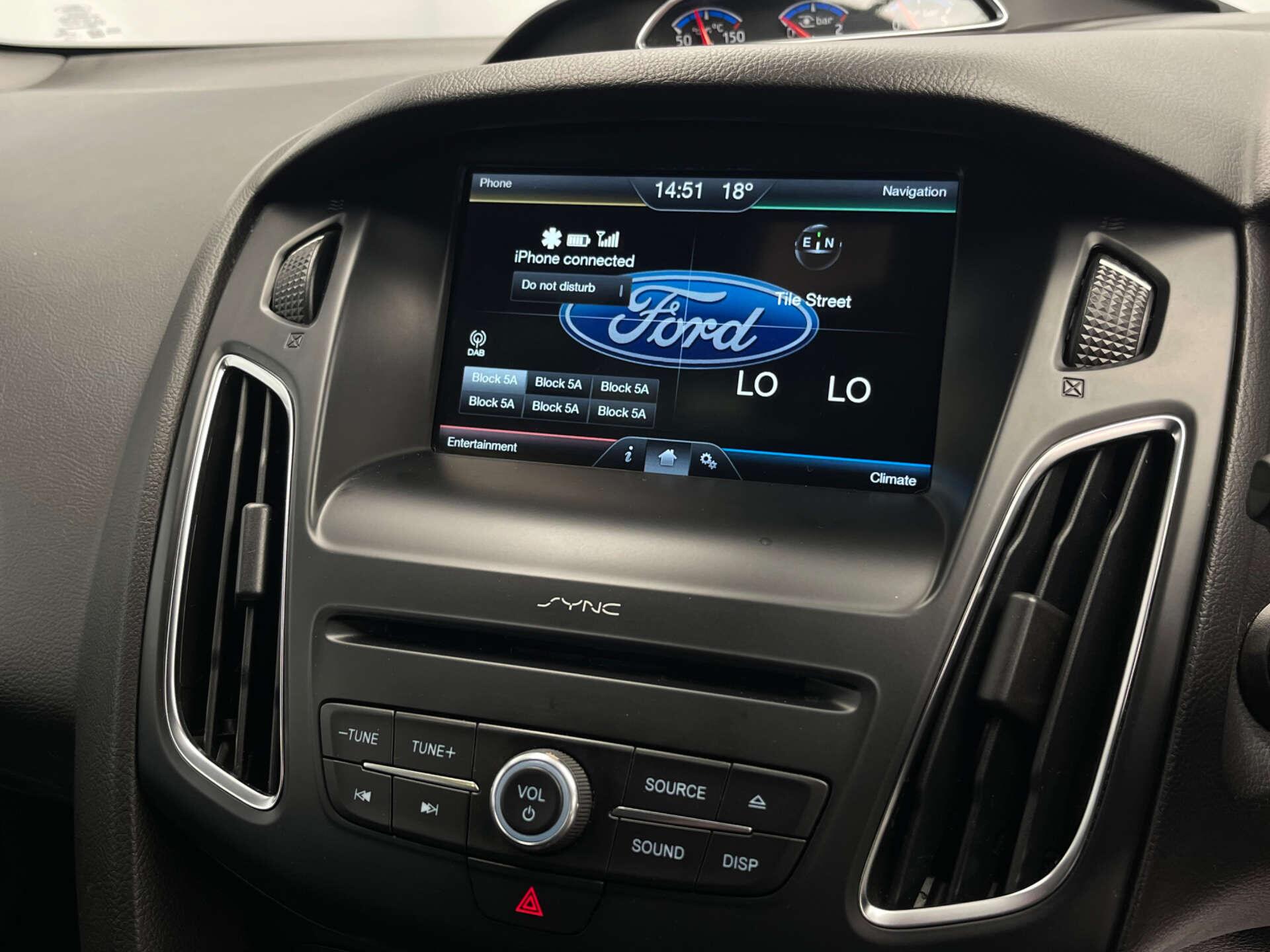 Ford Focus view 23