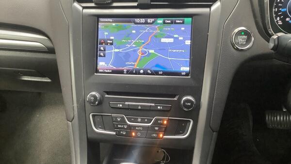 Ford Mondeo view 5