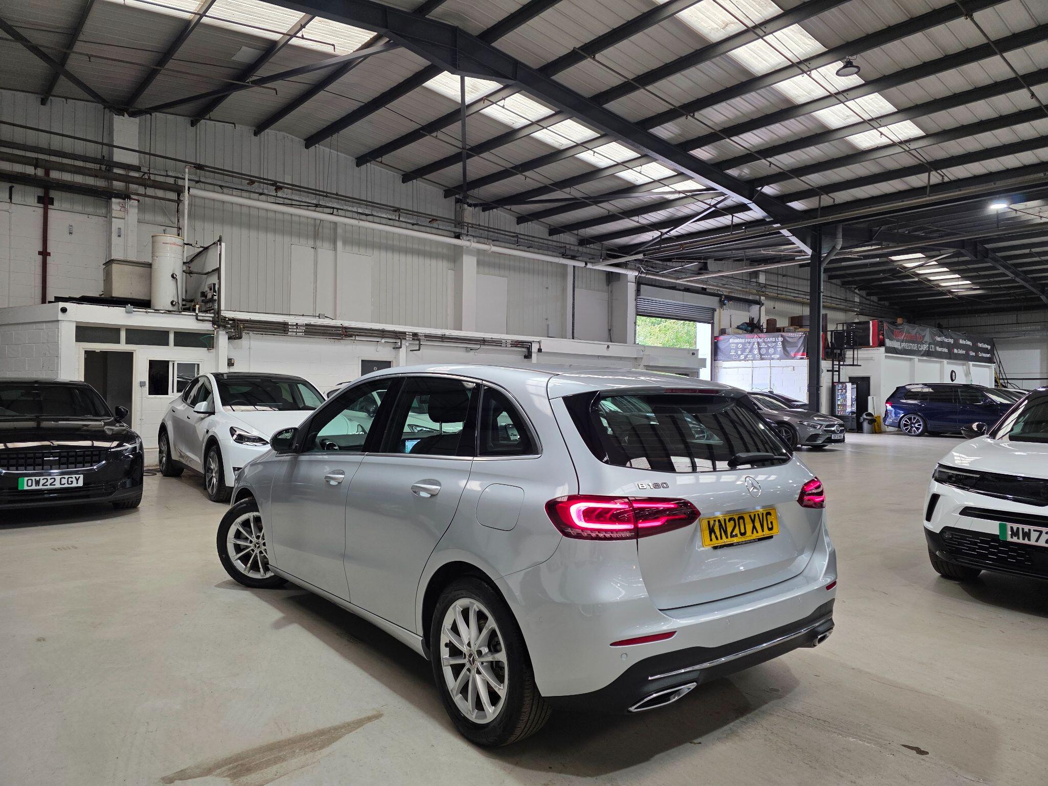 Mercedes-Benz B Class view 28