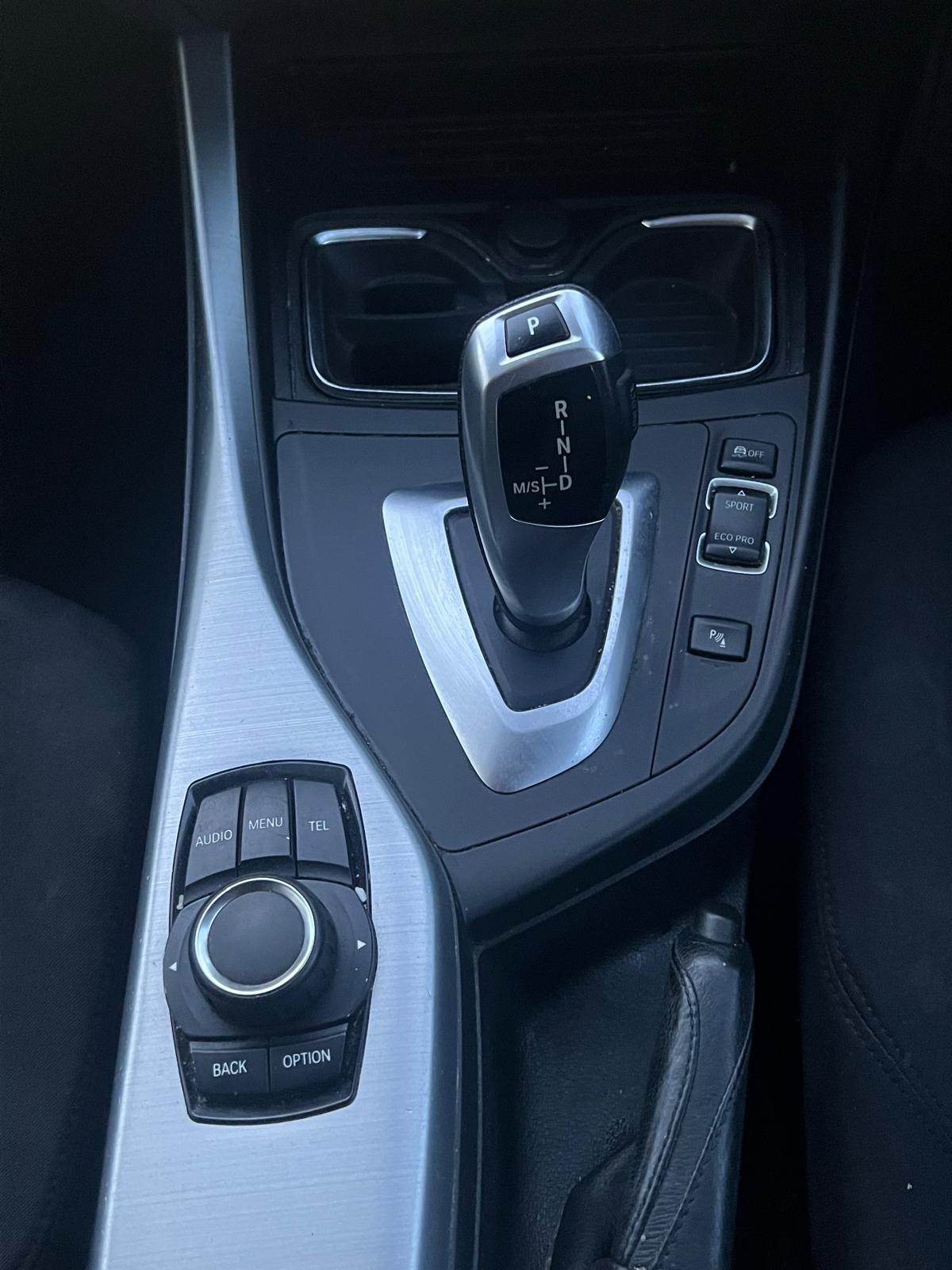 BMW 1 Series view 17