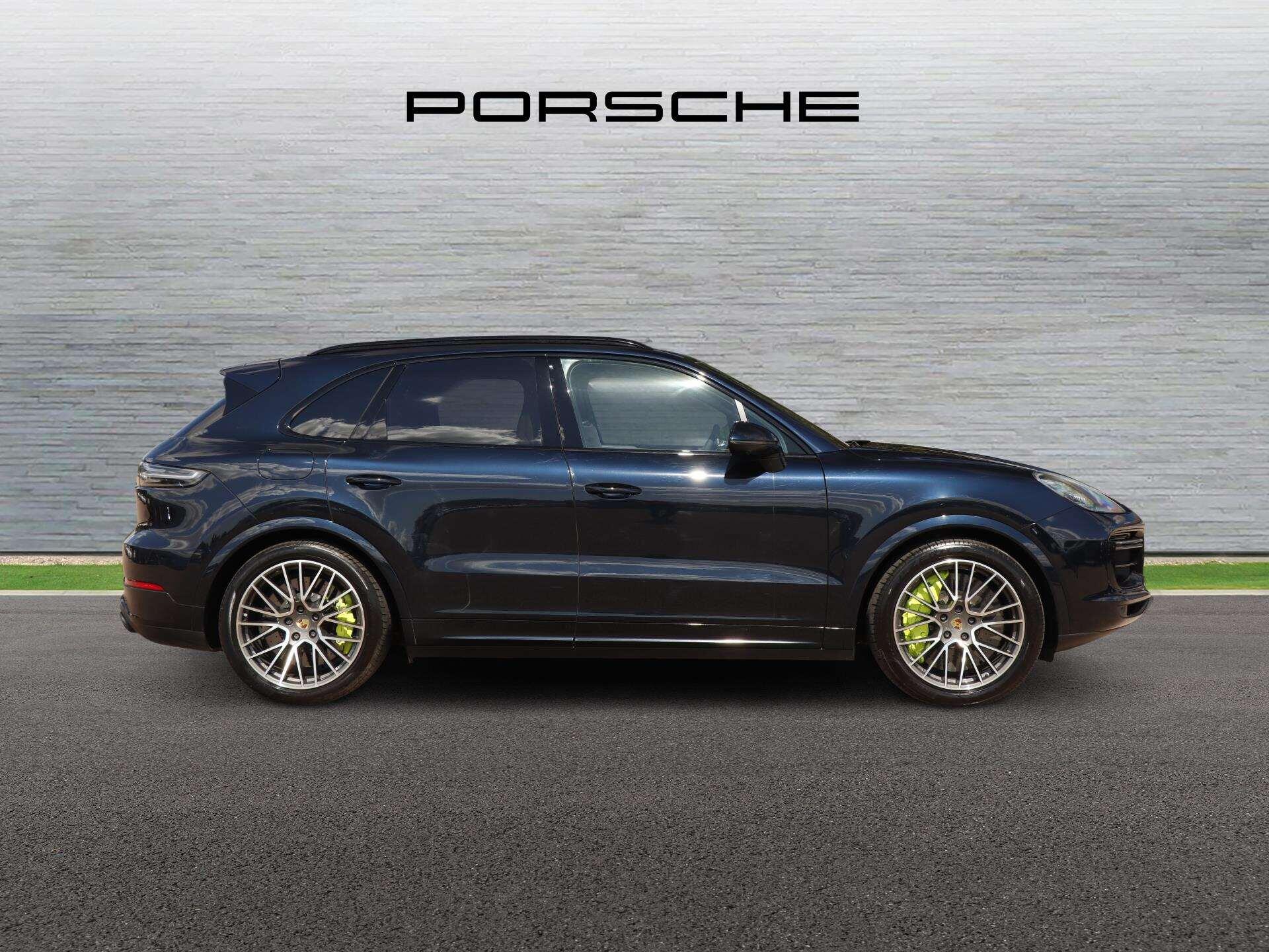 Porsche Cayenne view 2