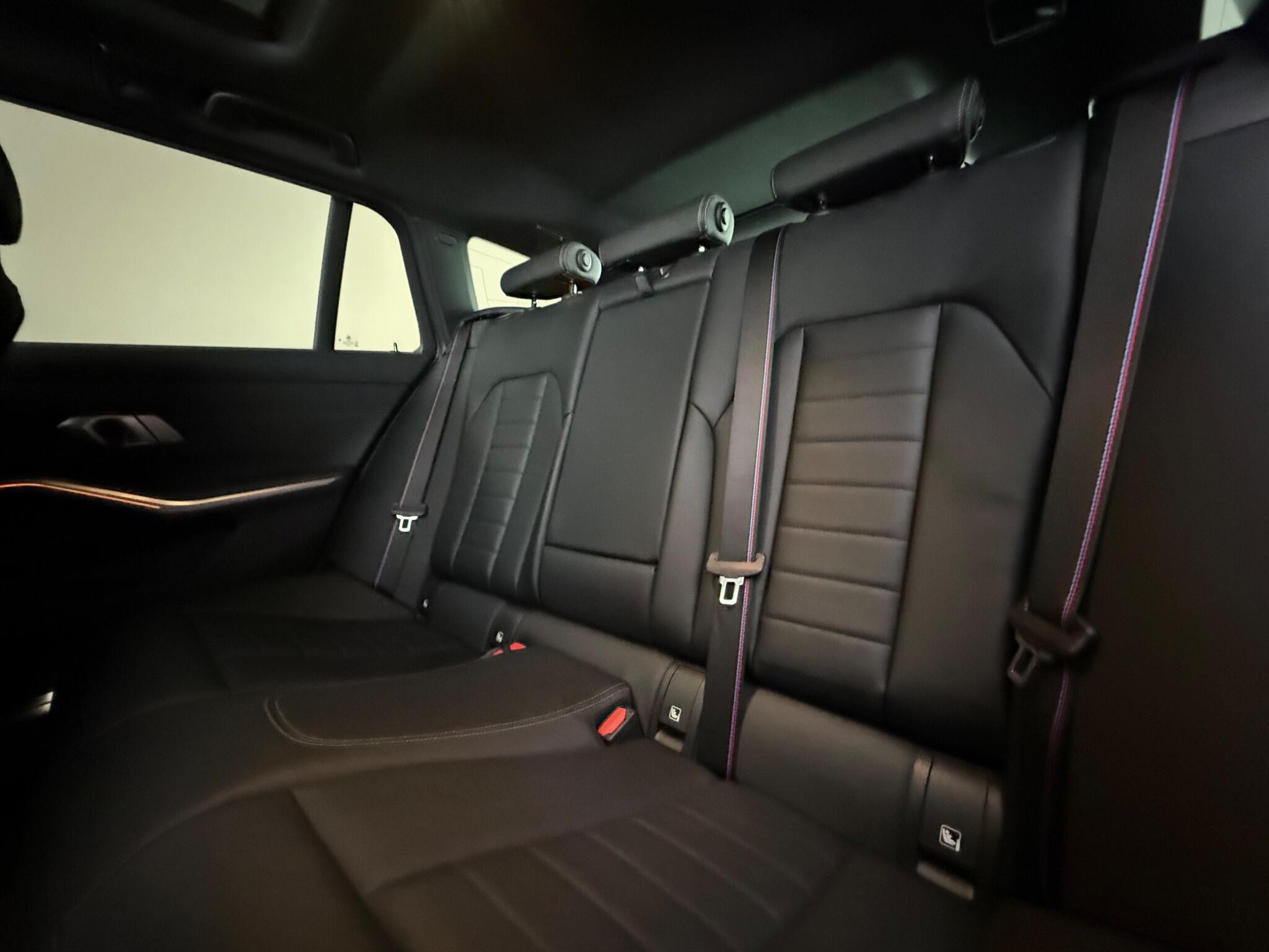BMW 3 Series view 53