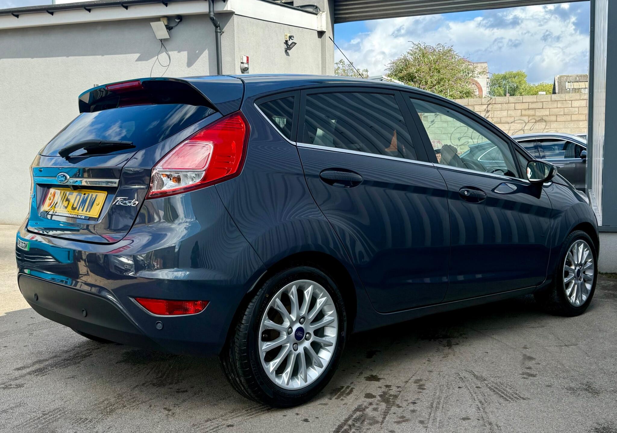 Ford Fiesta view 8