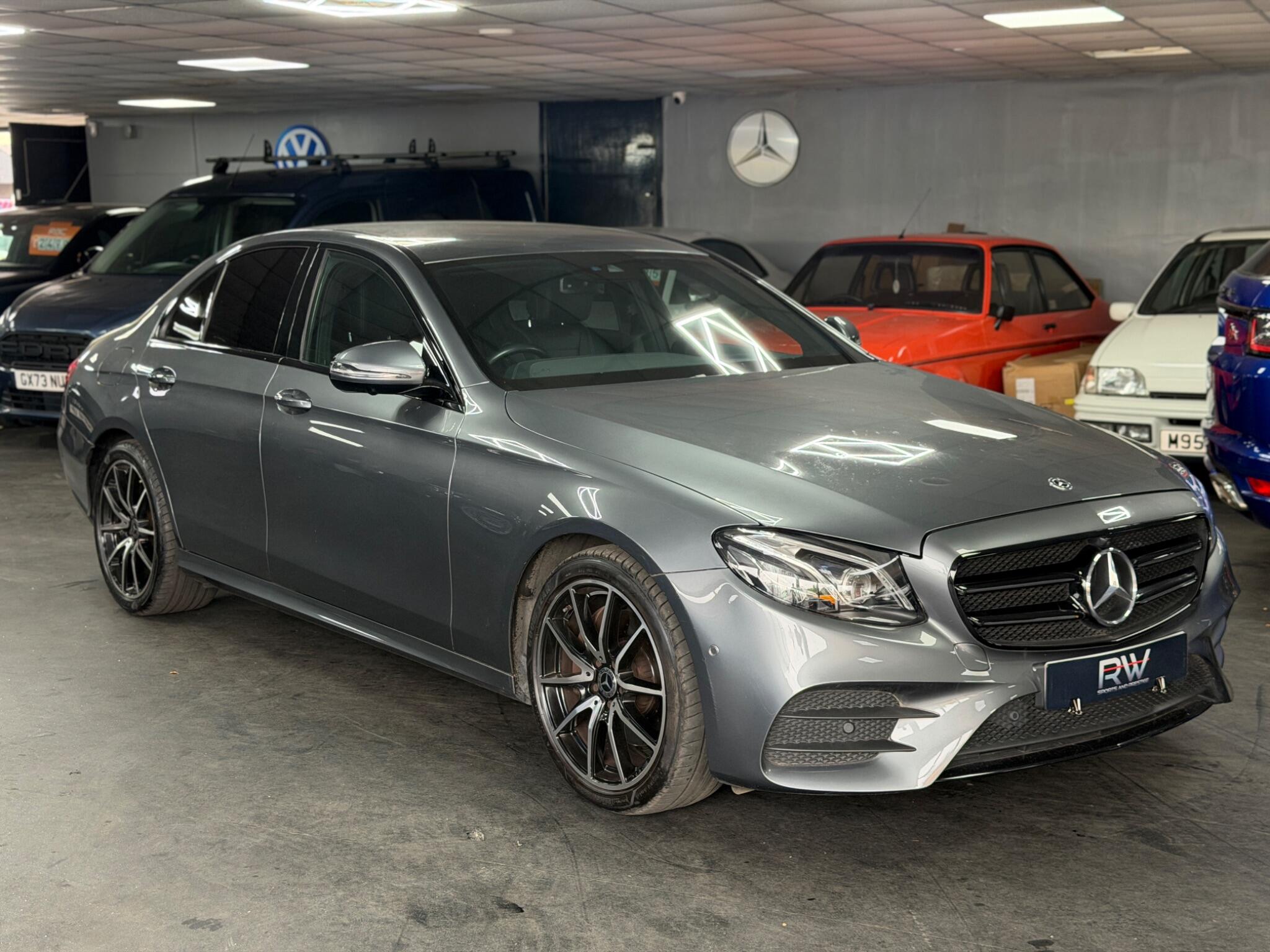Mercedes-Benz E Class view 10